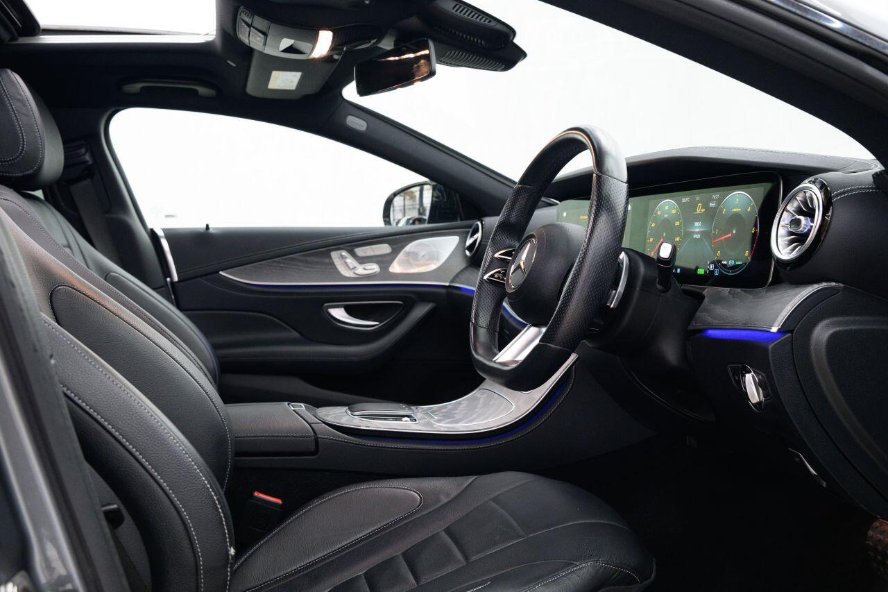 Mercedes-Benz CLS view 14