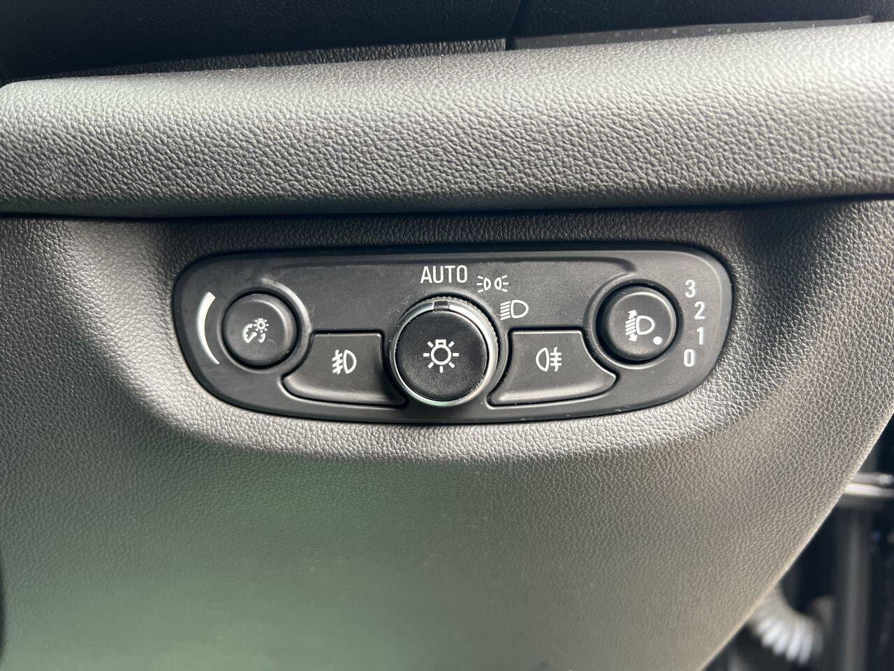 Vauxhall Insignia view 59