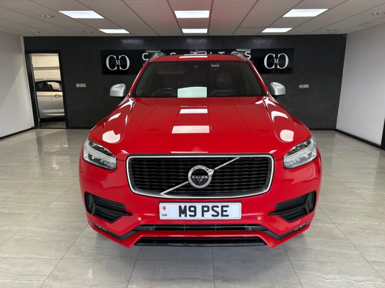 Volvo XC90 view 8