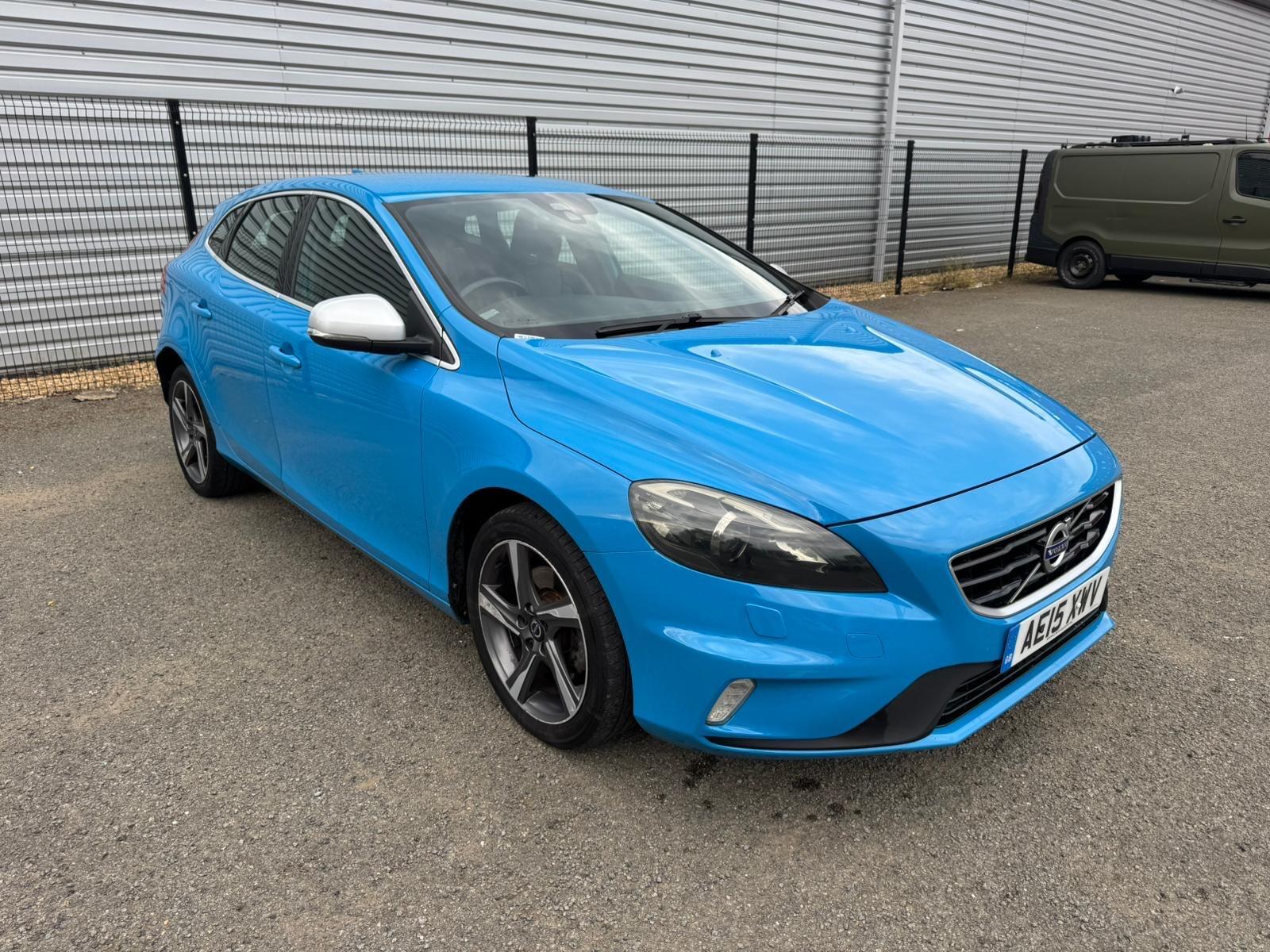 Volvo V40 view 14