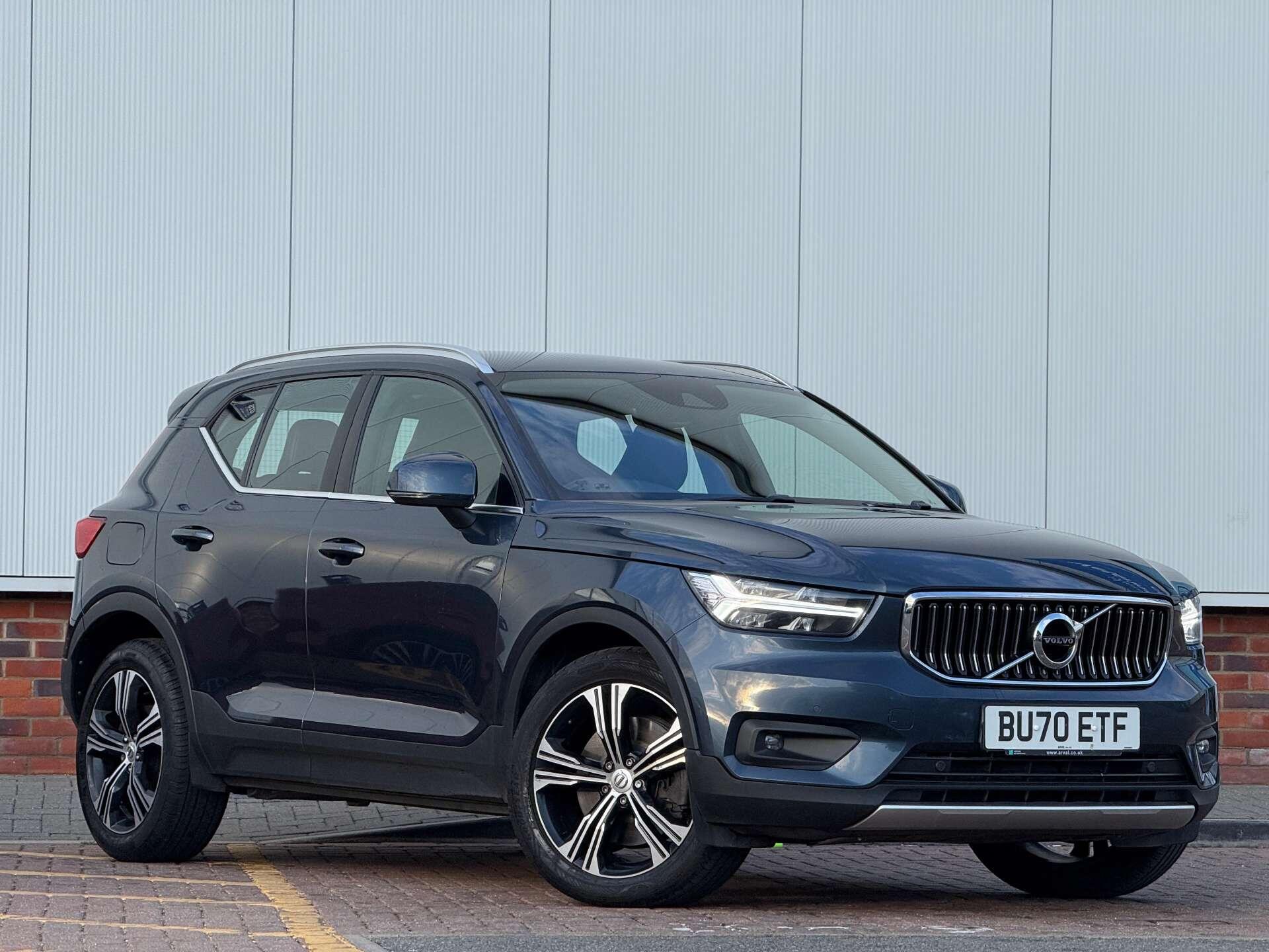 Volvo XC40 view 10