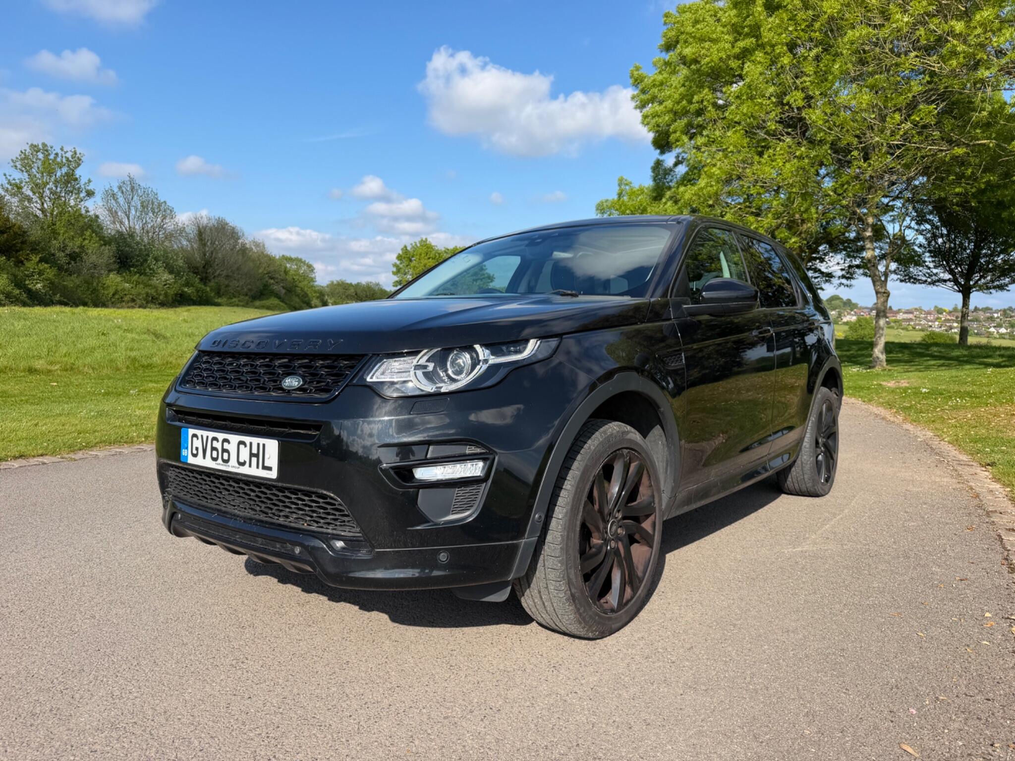 Land Rover Discovery Sport main image
