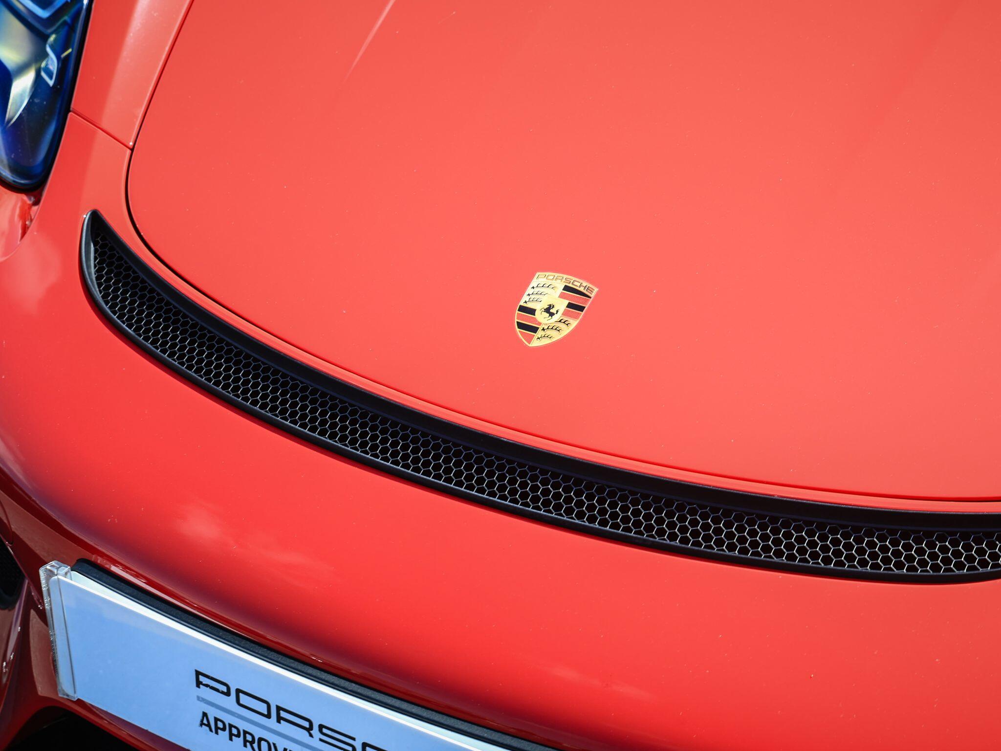Porsche 718 Spyder view 58