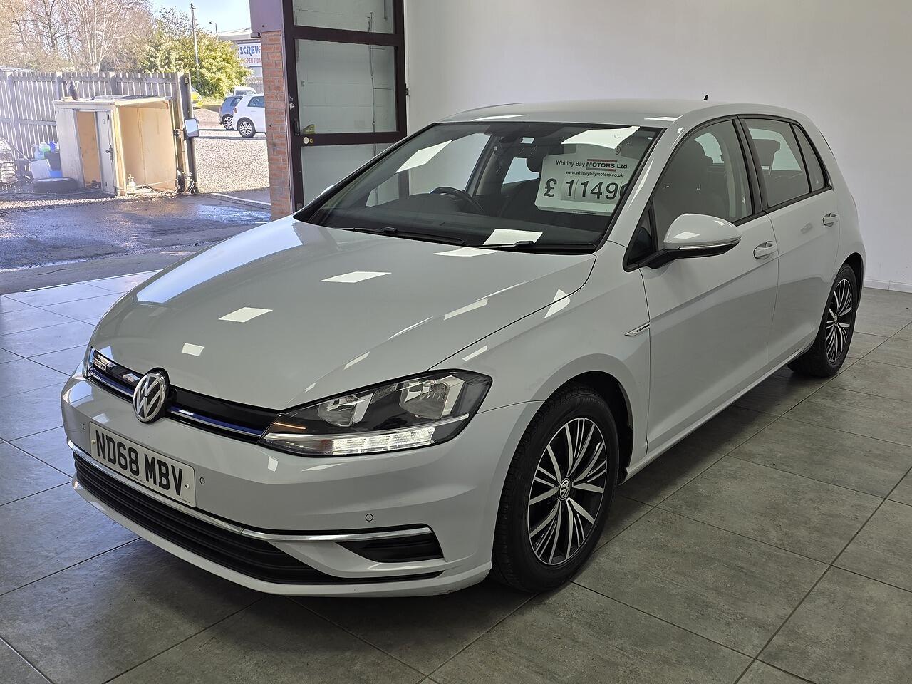 Volkswagen Golf view 6