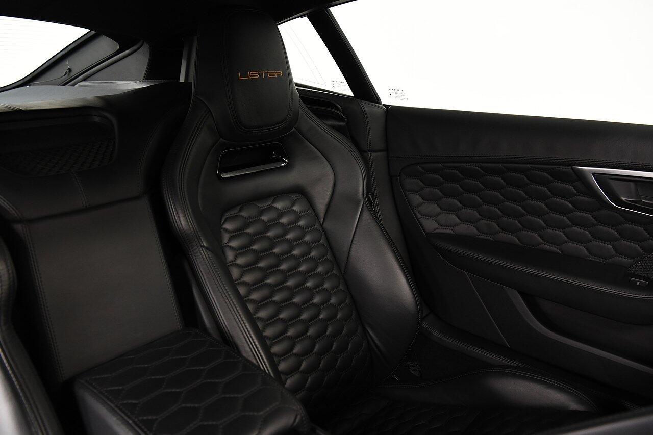 Jaguar F-Type view 12
