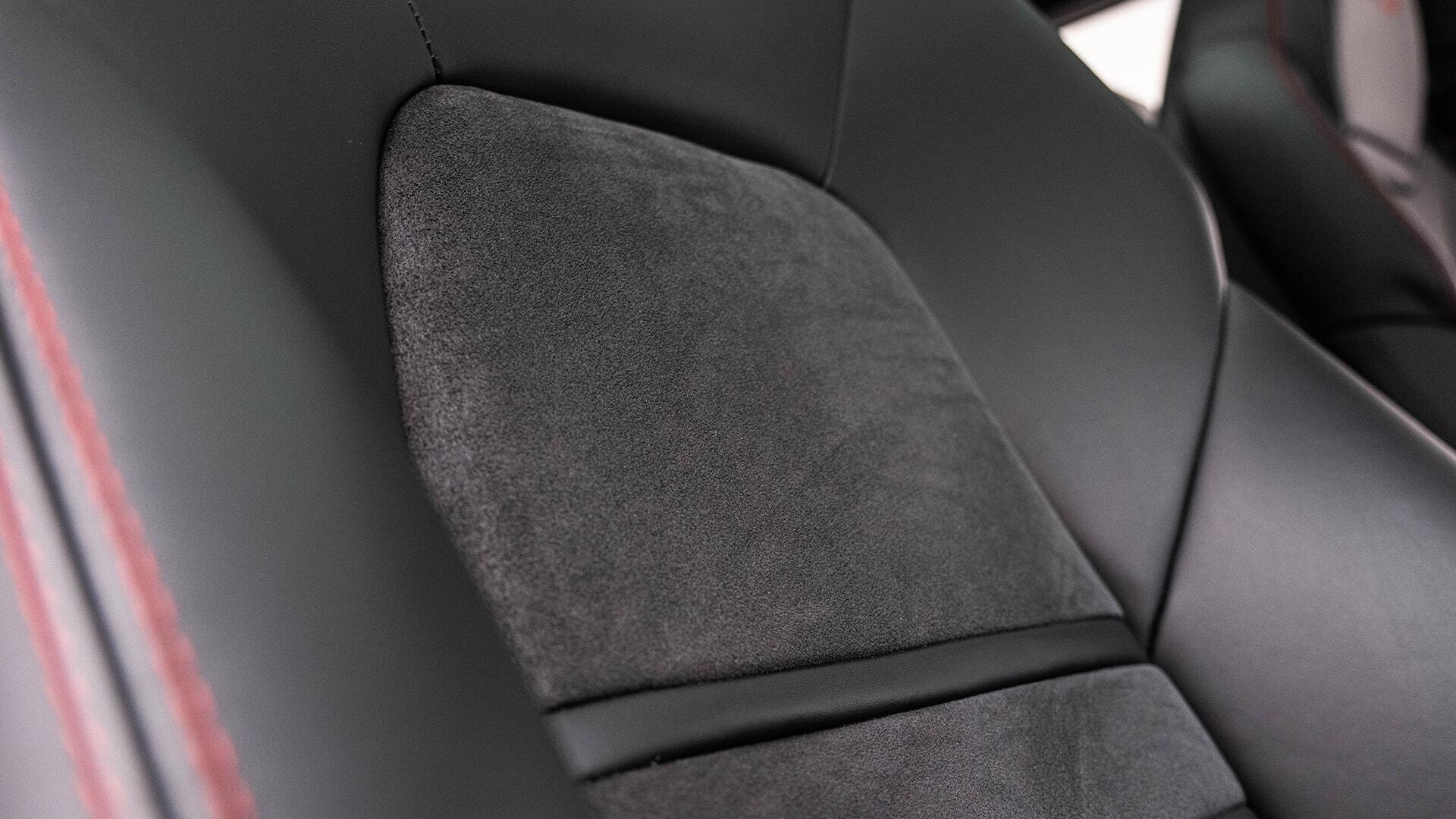 Porsche Cayenne view 40