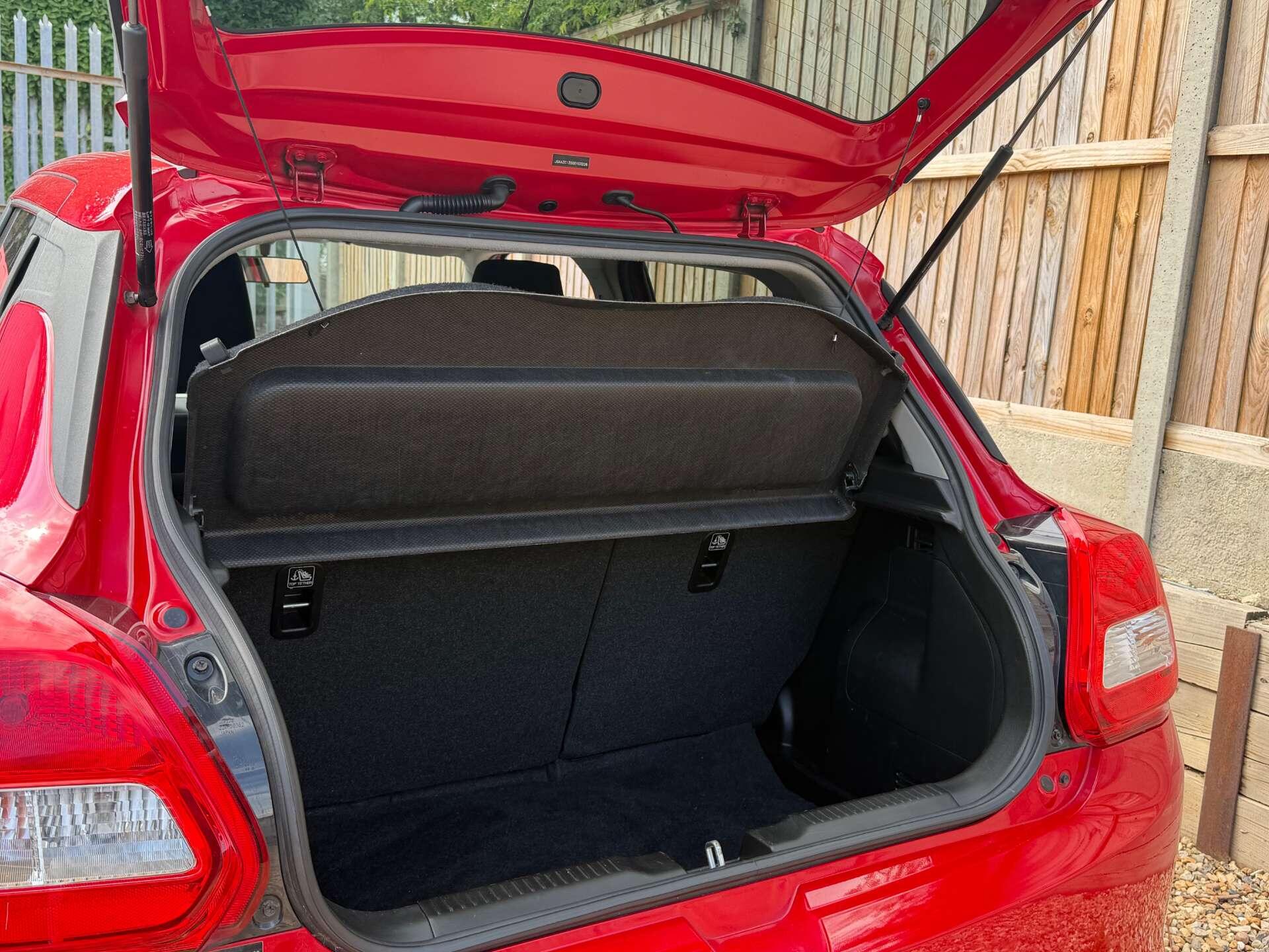 Suzuki Swift view 14