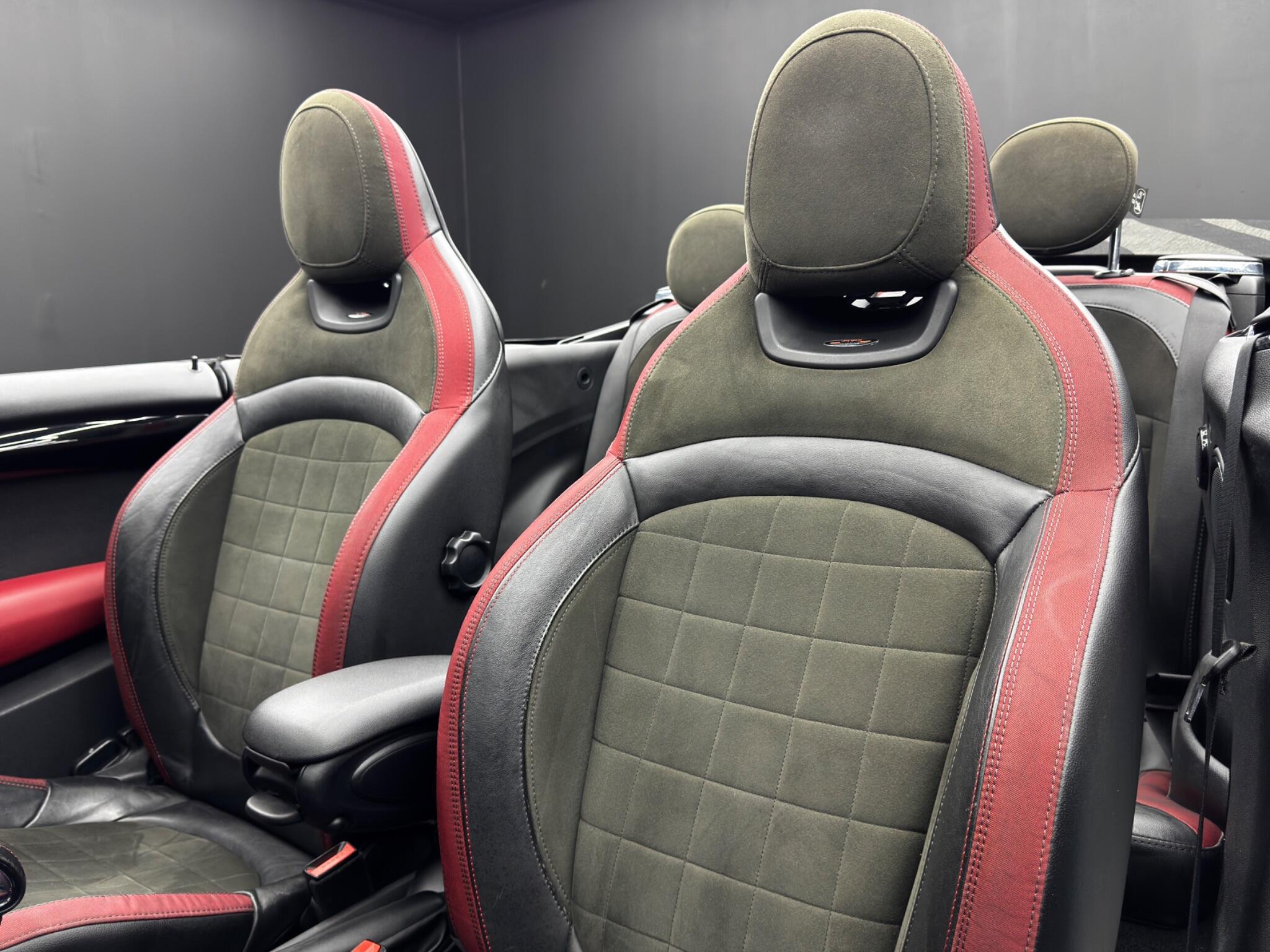 Mini Convertible view 13