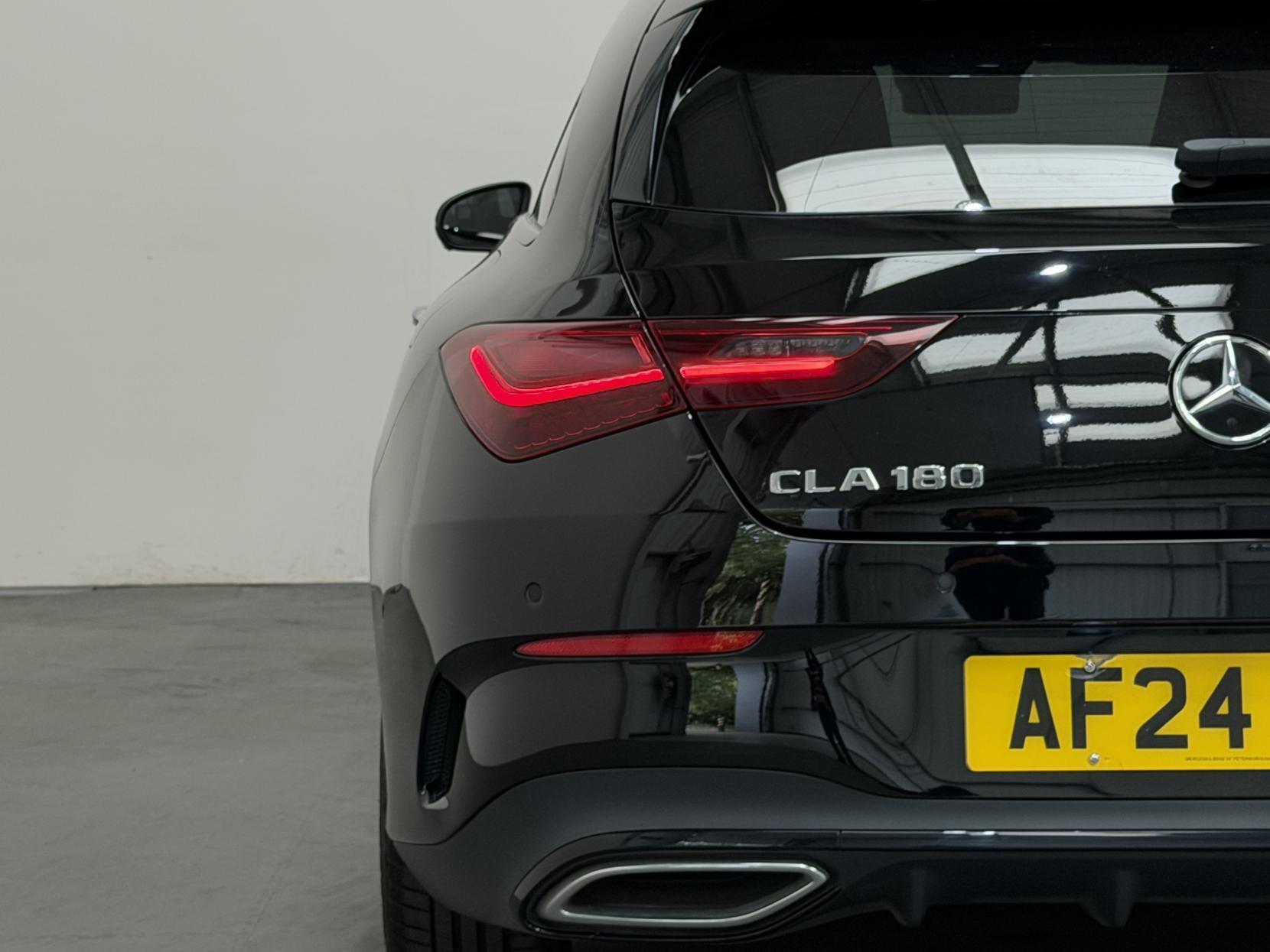 Mercedes-Benz Cla view 14