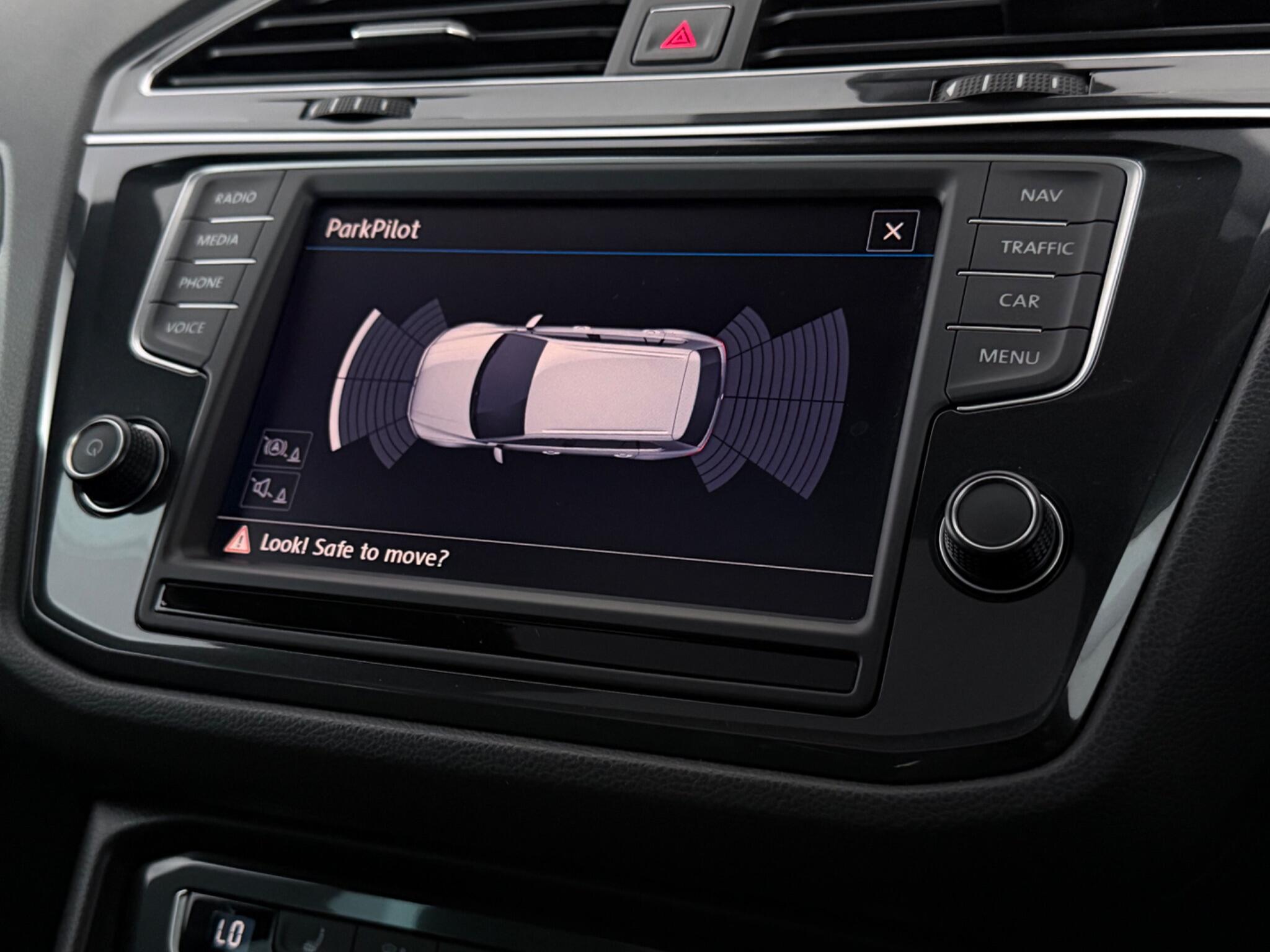 Volkswagen Tiguan view 26