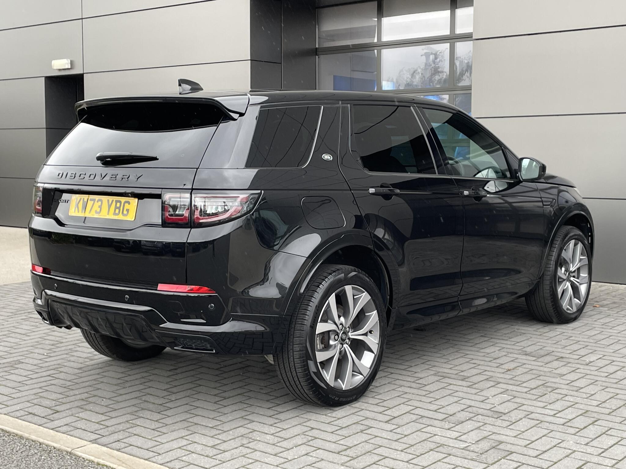 Land Rover Discovery Sport view 51