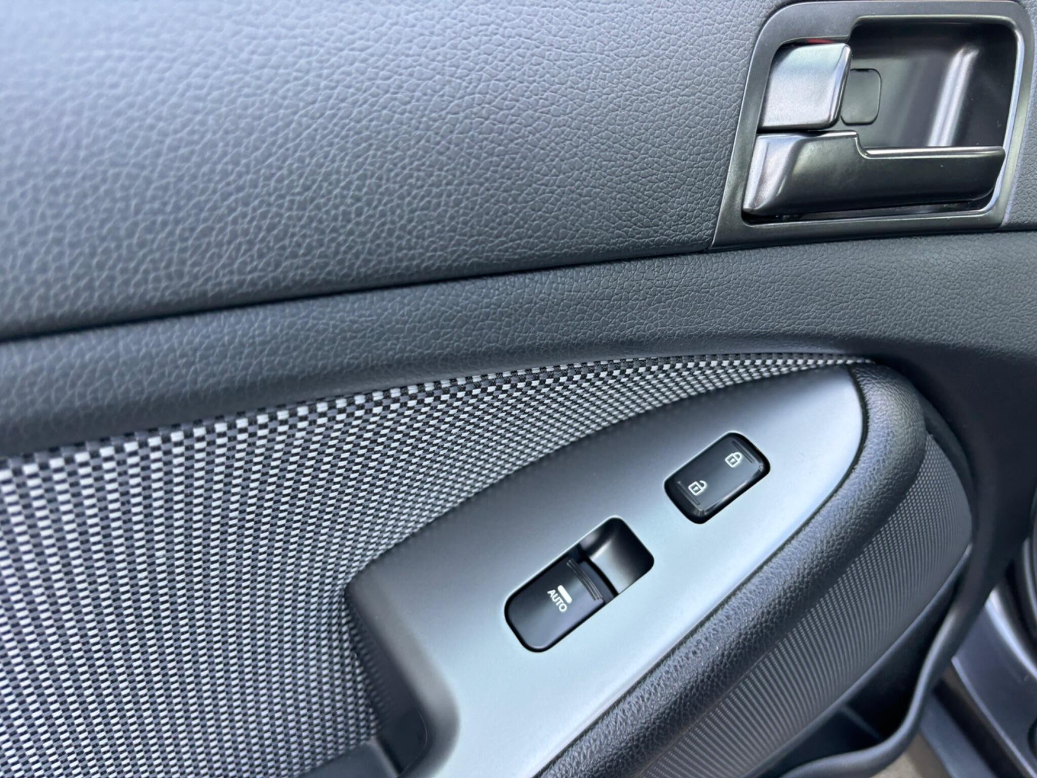Kia Optima view 29