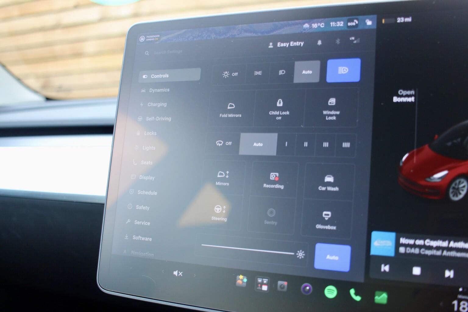 Tesla Model 3 view 24