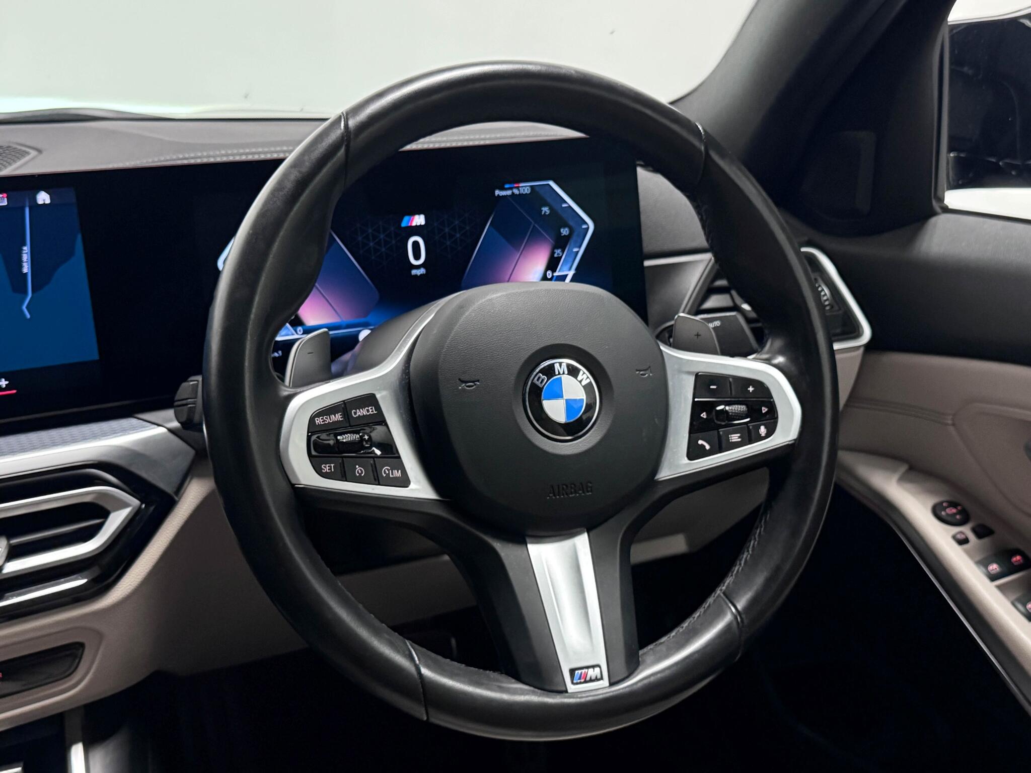 BMW 3 Series view 32