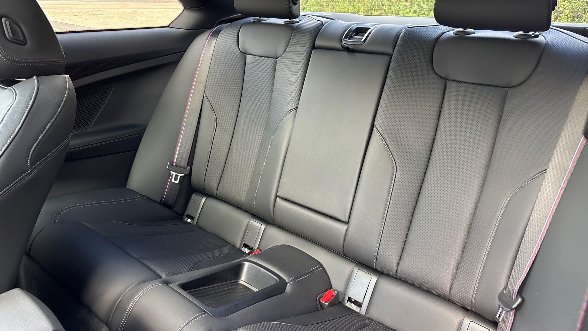 BMW 2 Series view 12