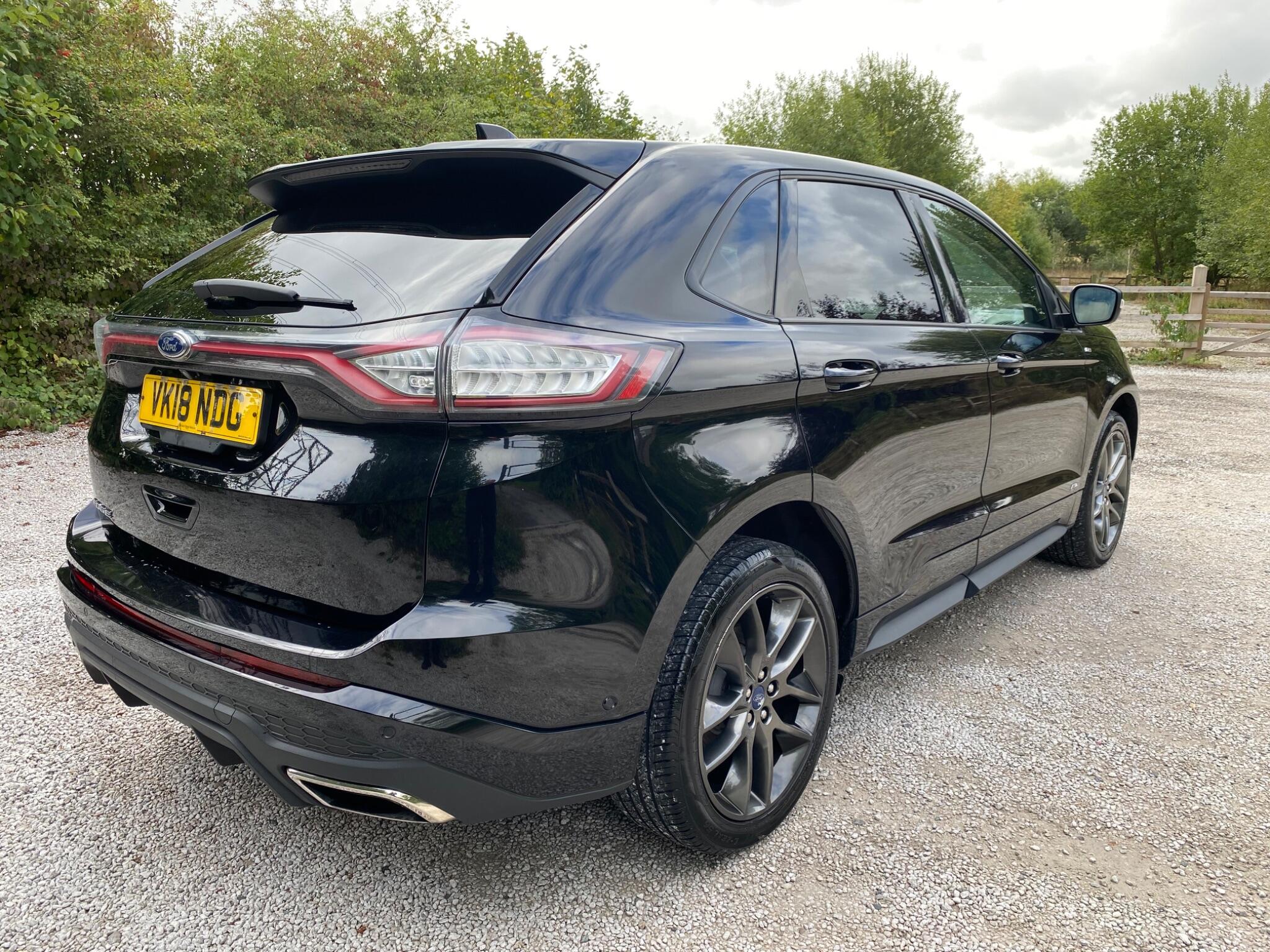 Ford Edge view 7