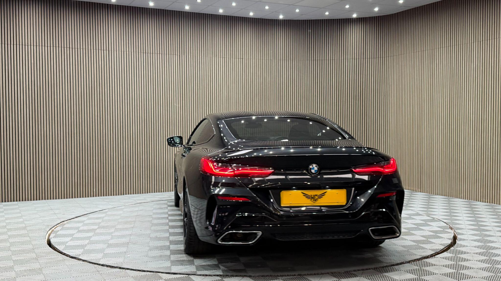 BMW 8 Series view 49