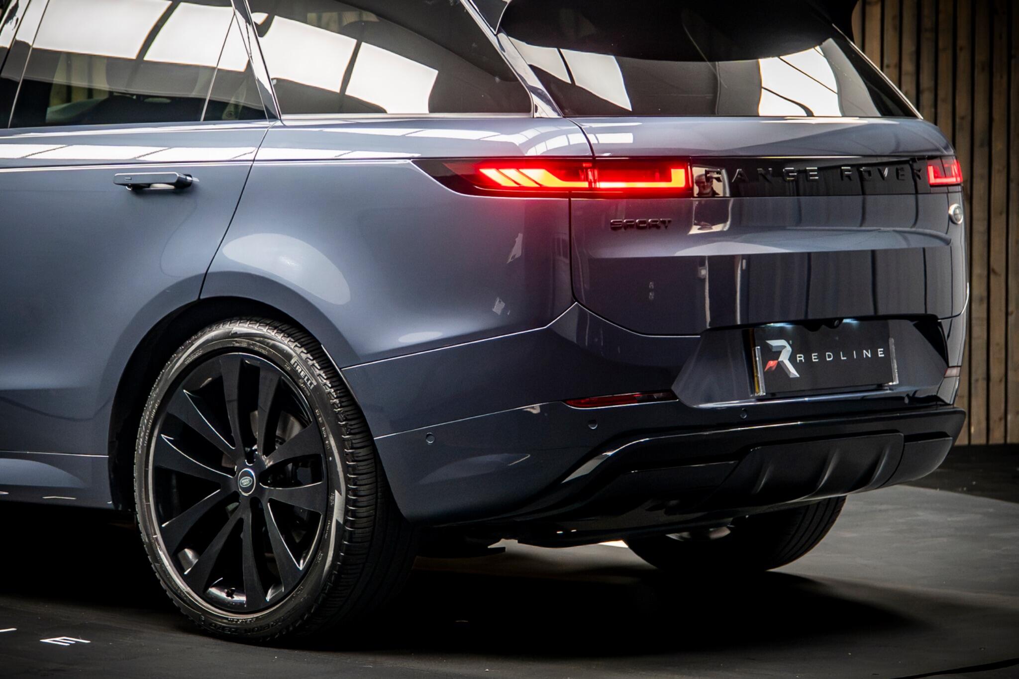 Land Rover Range Rover Sport view 16