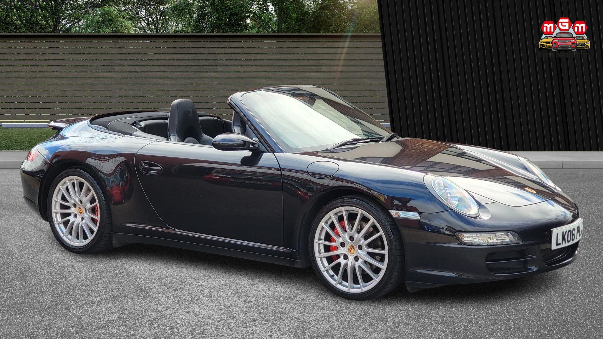 Porsche 911 view 9