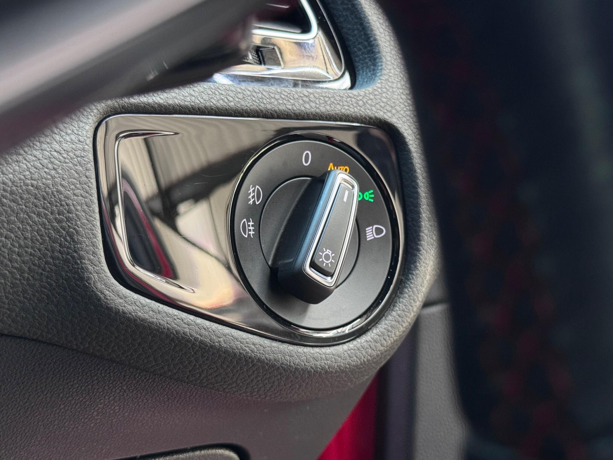 Volkswagen Golf view 34