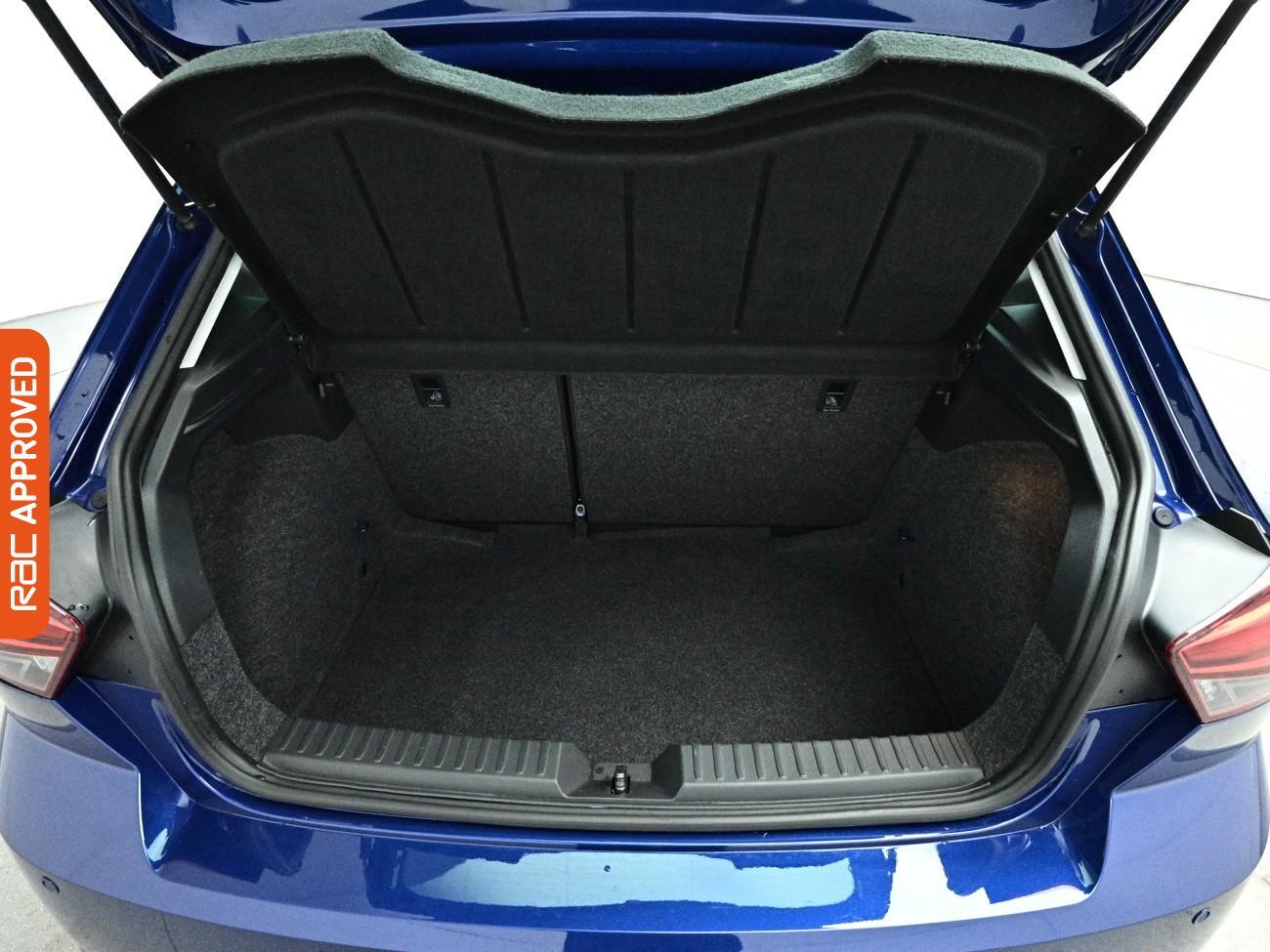 SEAT Ibiza view 25