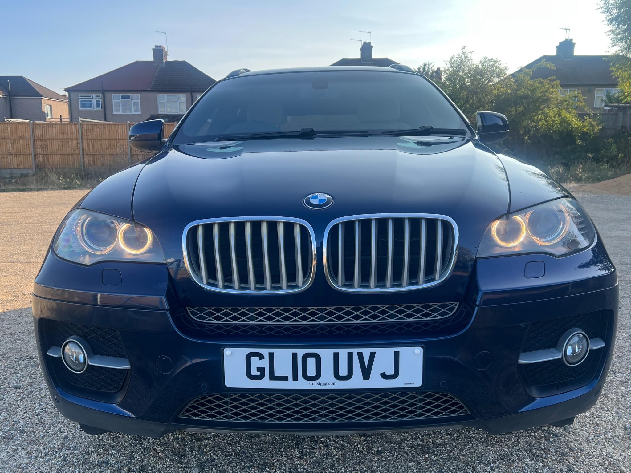BMW X6 view 15