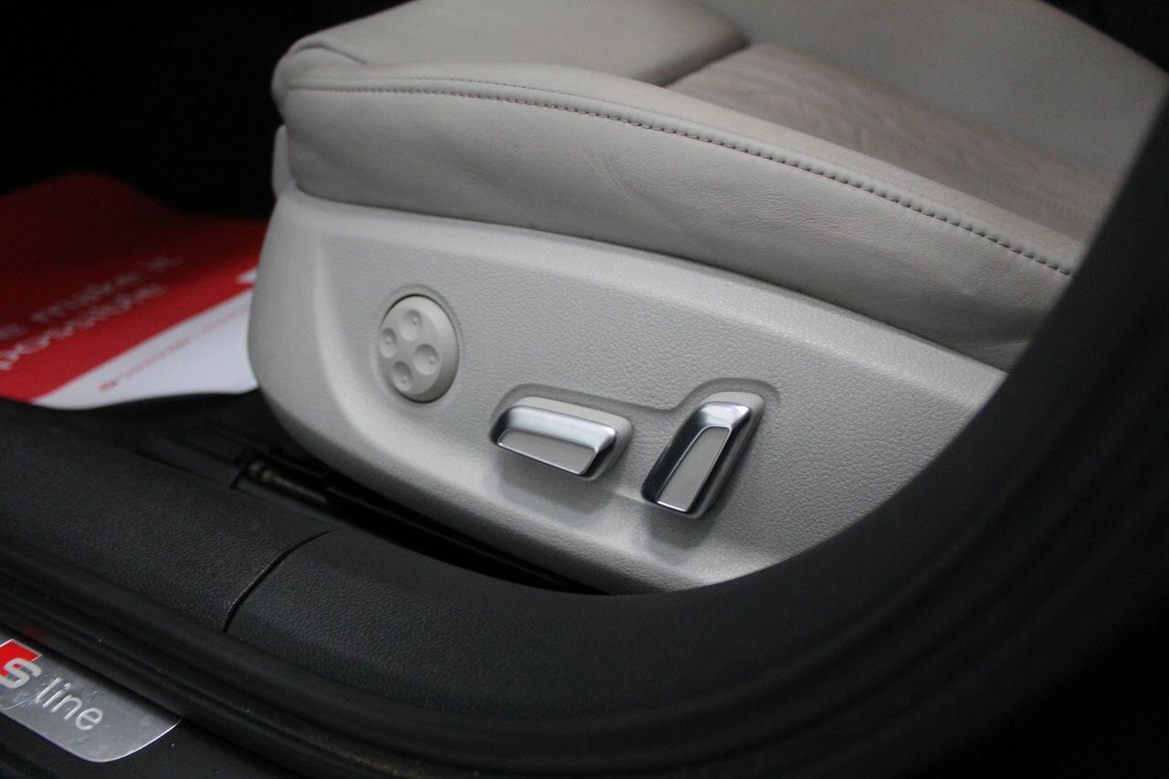 Audi A6 view 53