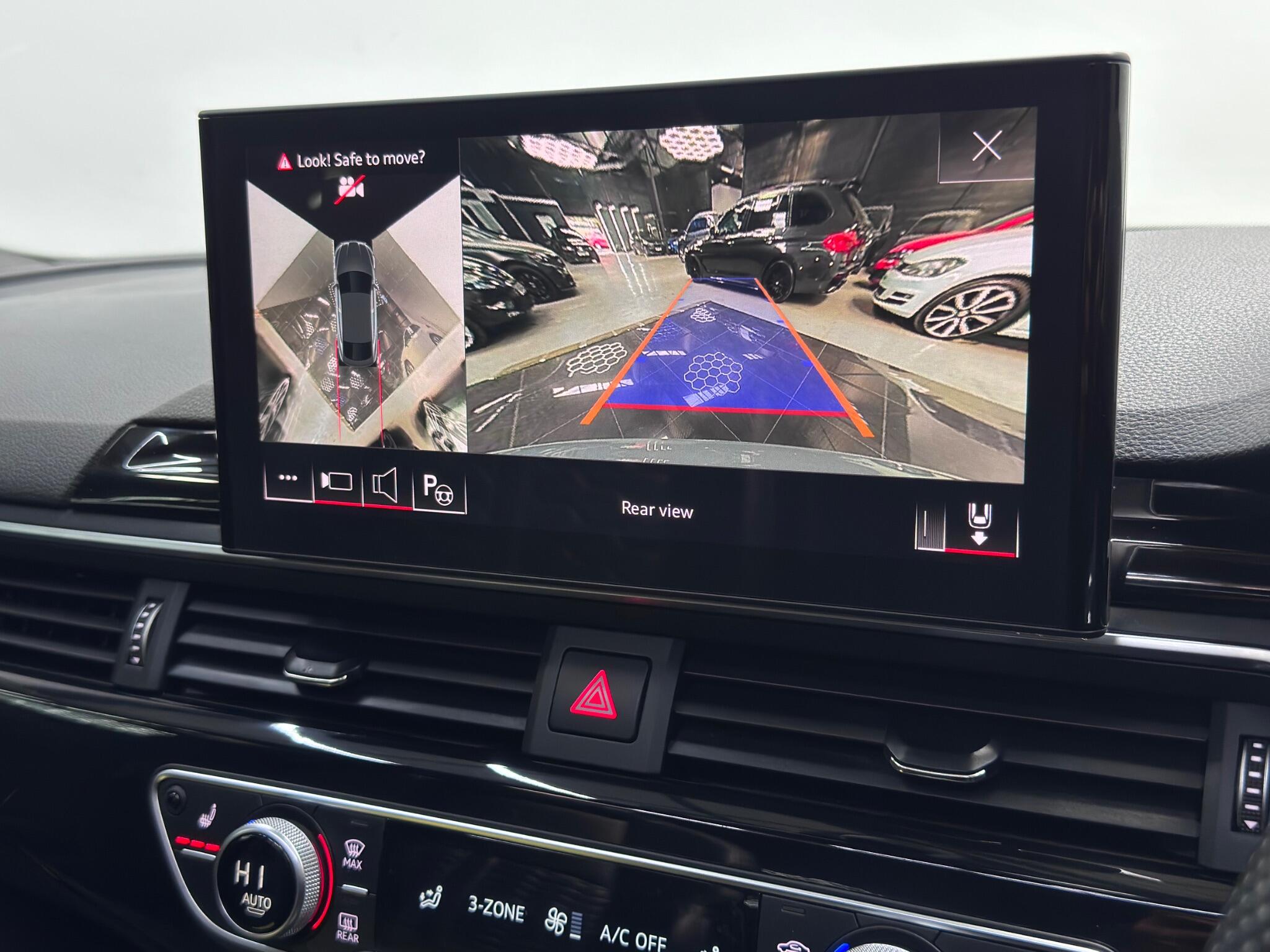 Audi RS5 view 9