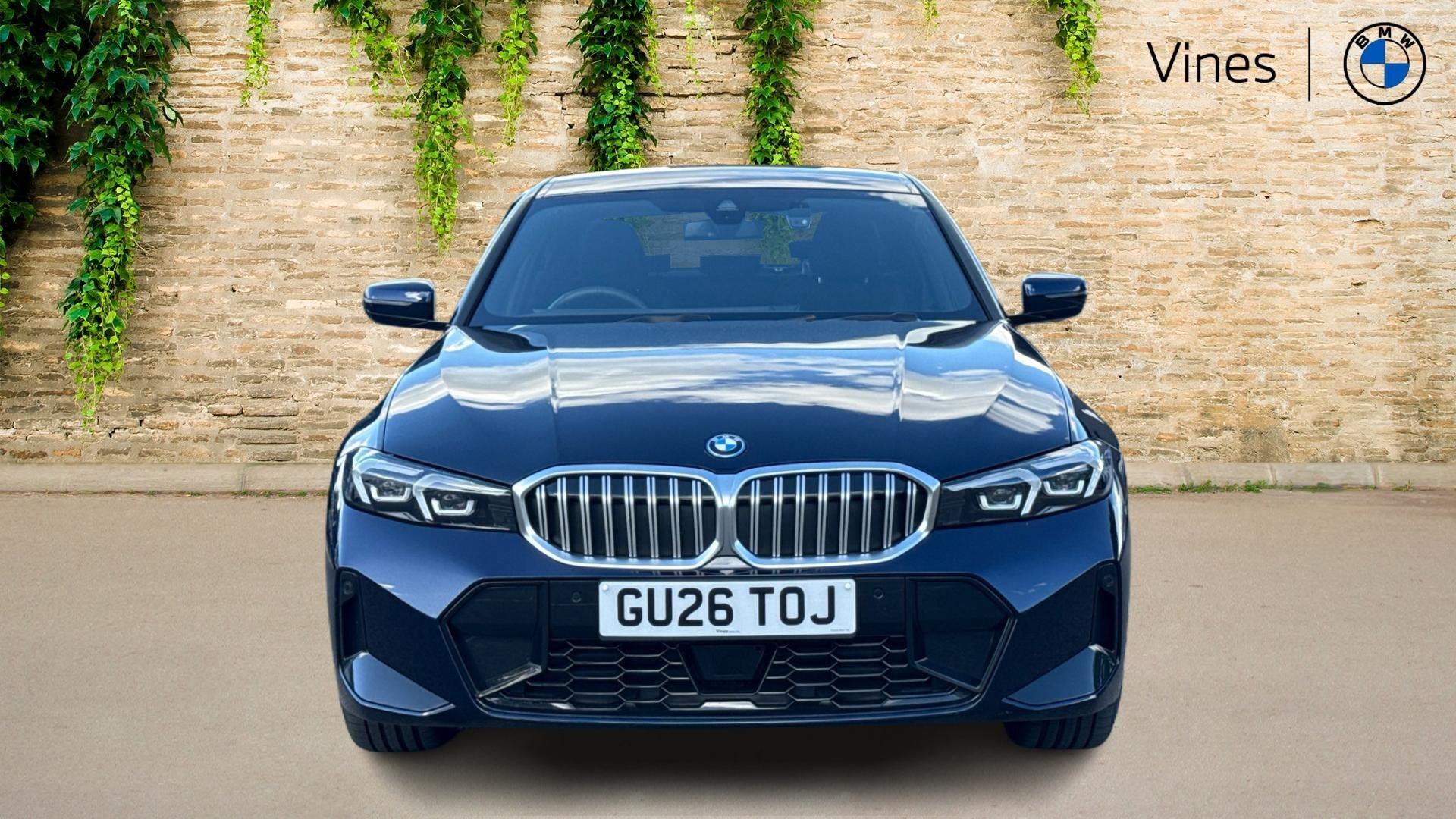 BMW 3 Series view 16