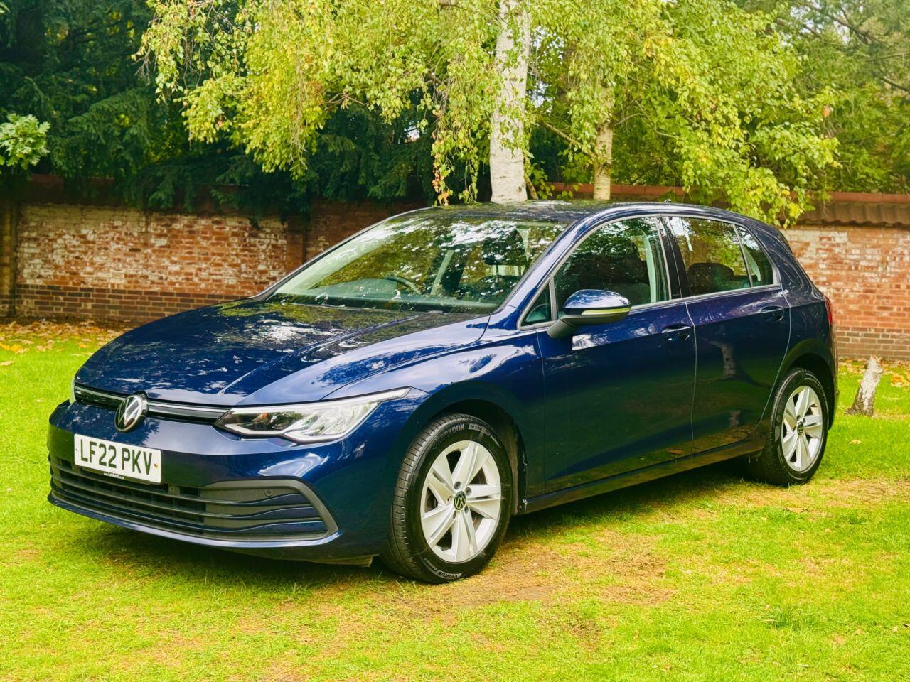 Volkswagen Golf view 4