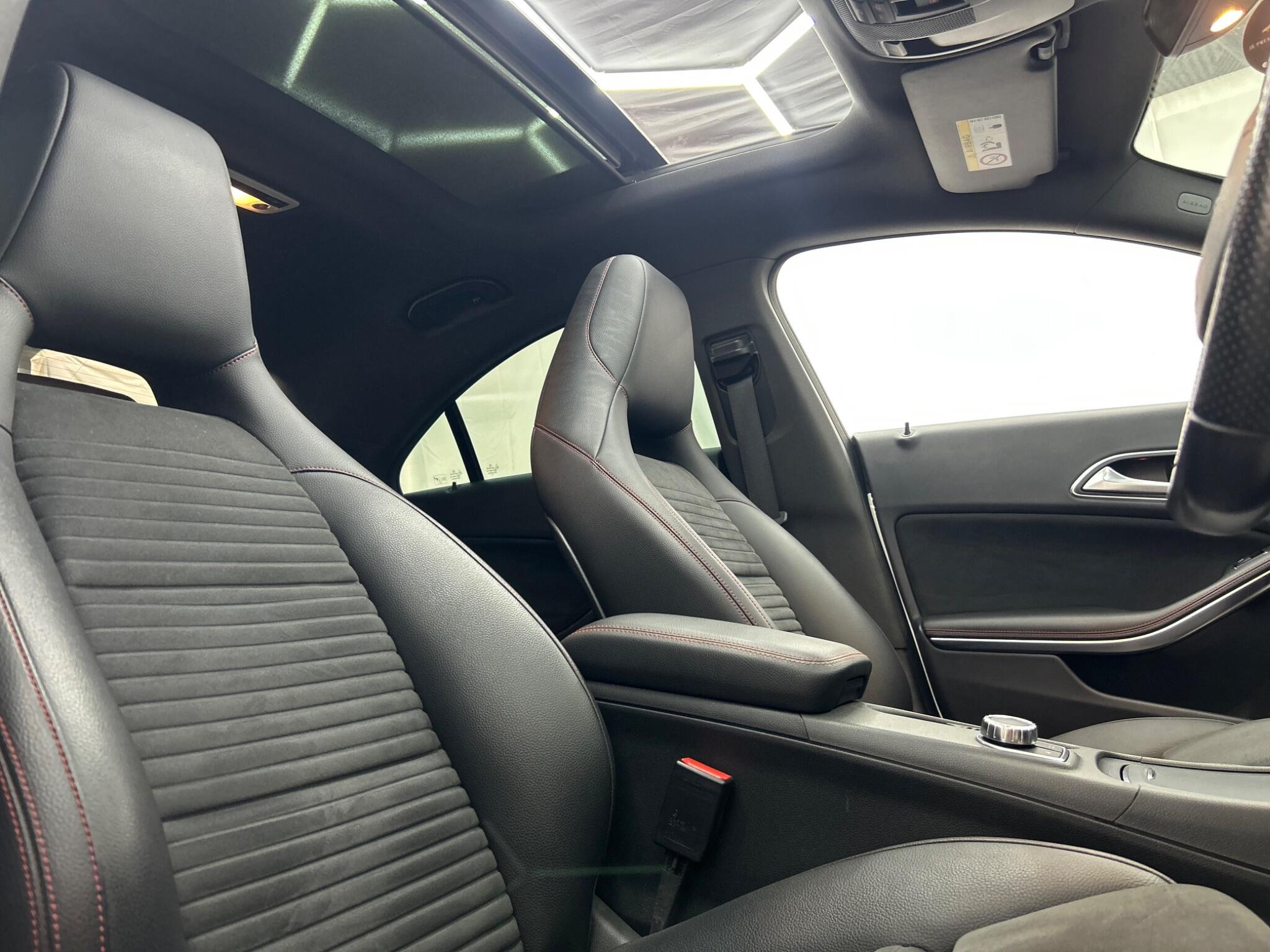 Mercedes-Benz Cla view 19
