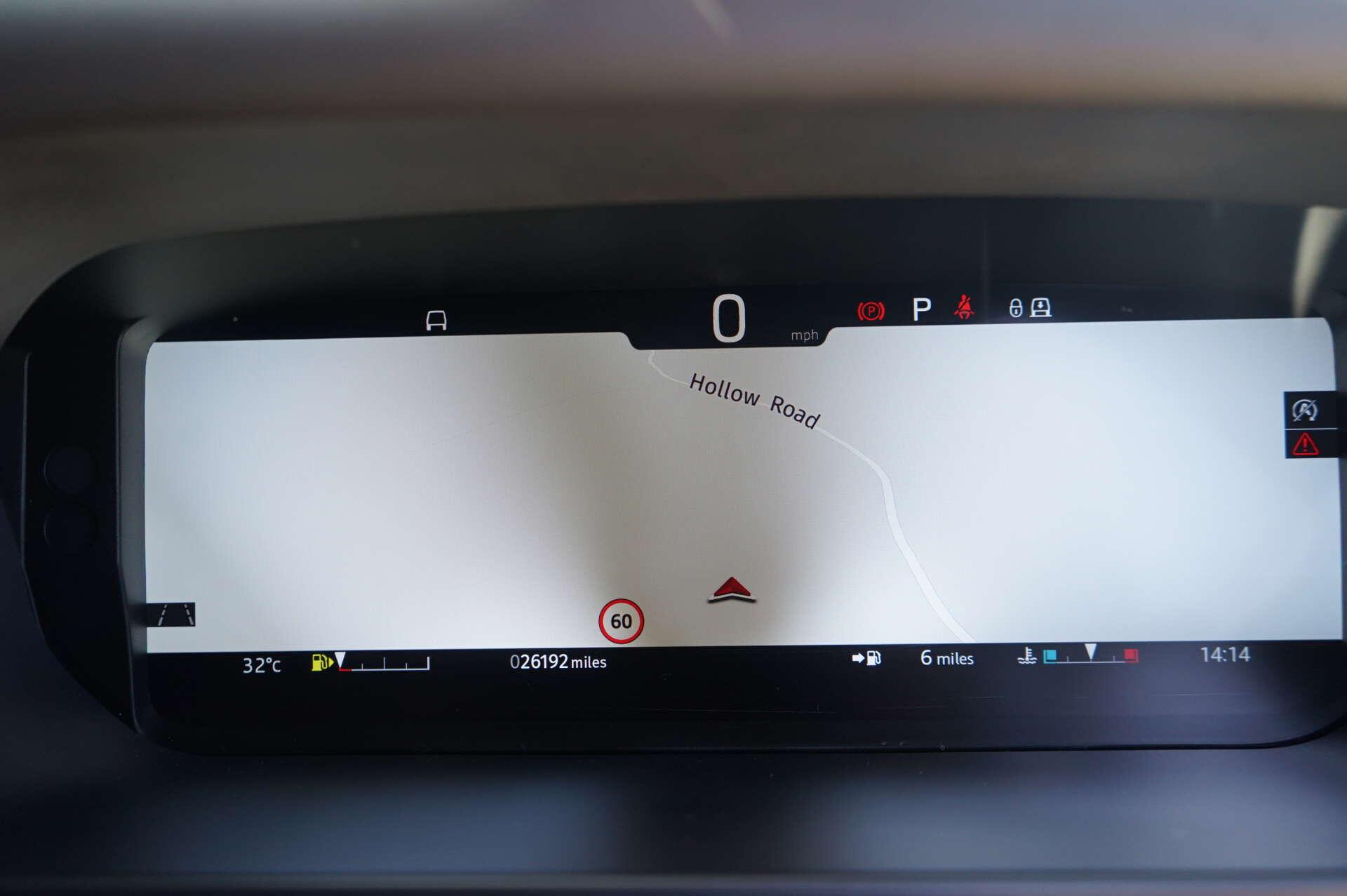 Land Rover Defender view 29