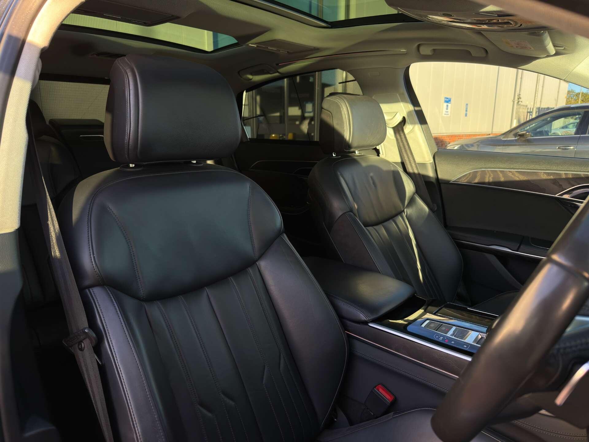 Audi A8 view 17