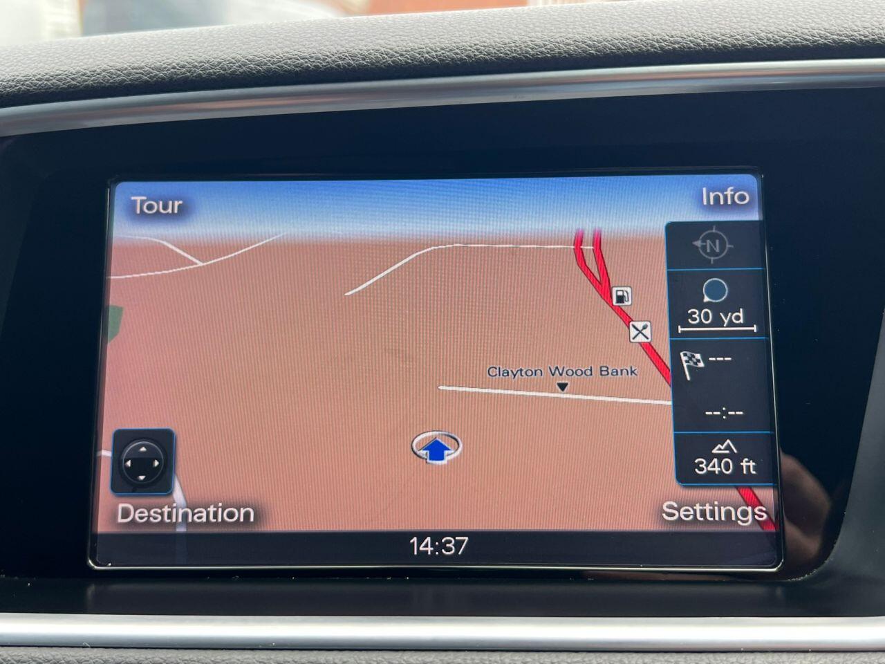 Audi Q5 view 22