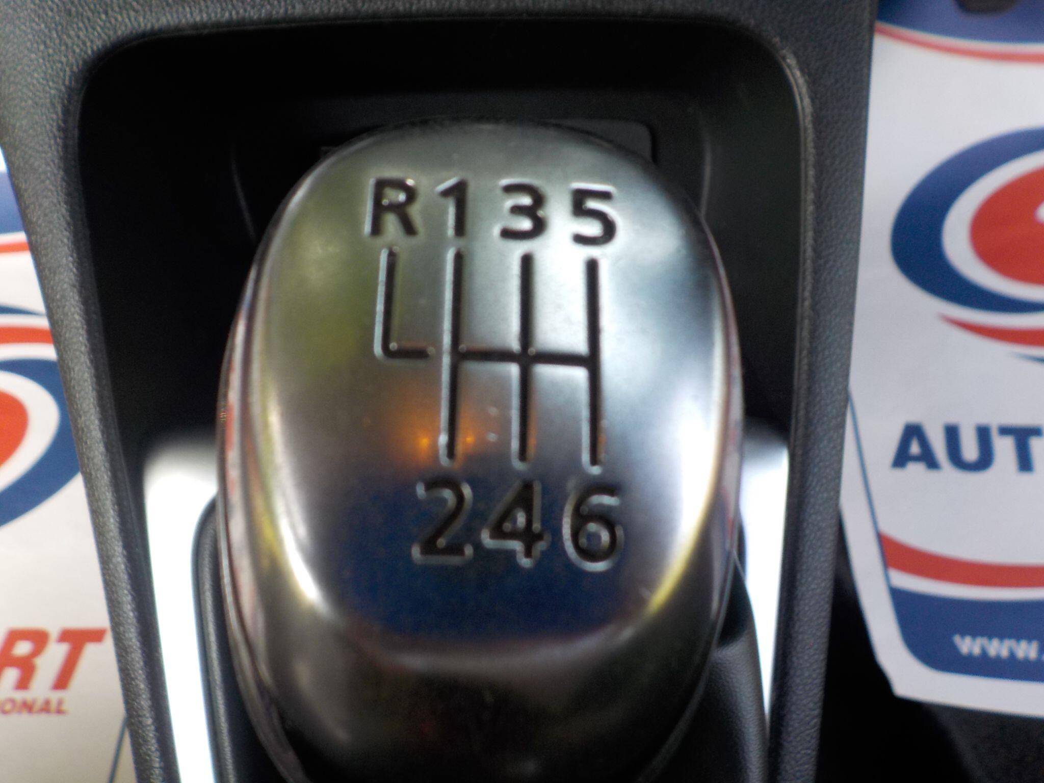 Renault Captur 1.5 dCi ENERGY Dynamique Nav Euro 6 (s/s) 5dr