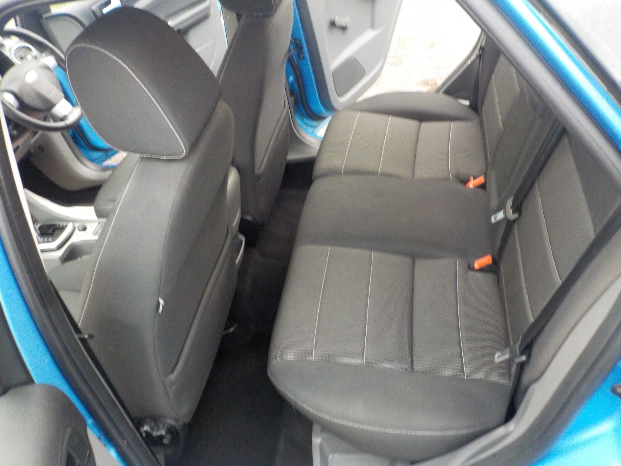 Ford Focus 1.6 Sport Auto 5dr