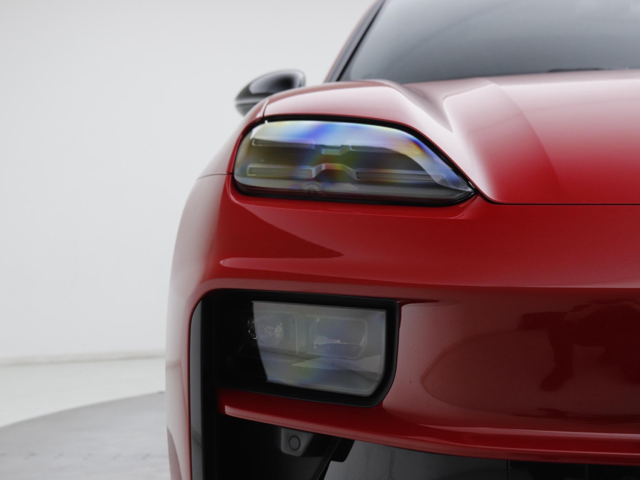 Porsche Macan view 7