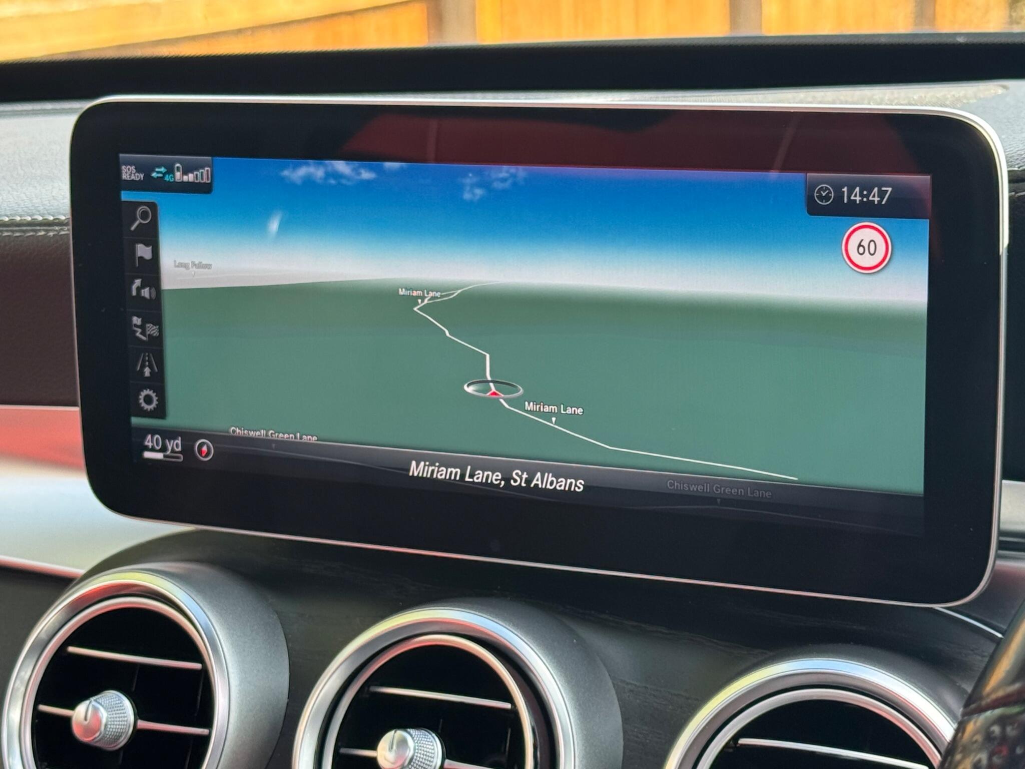 Mercedes-Benz C-Class view 43