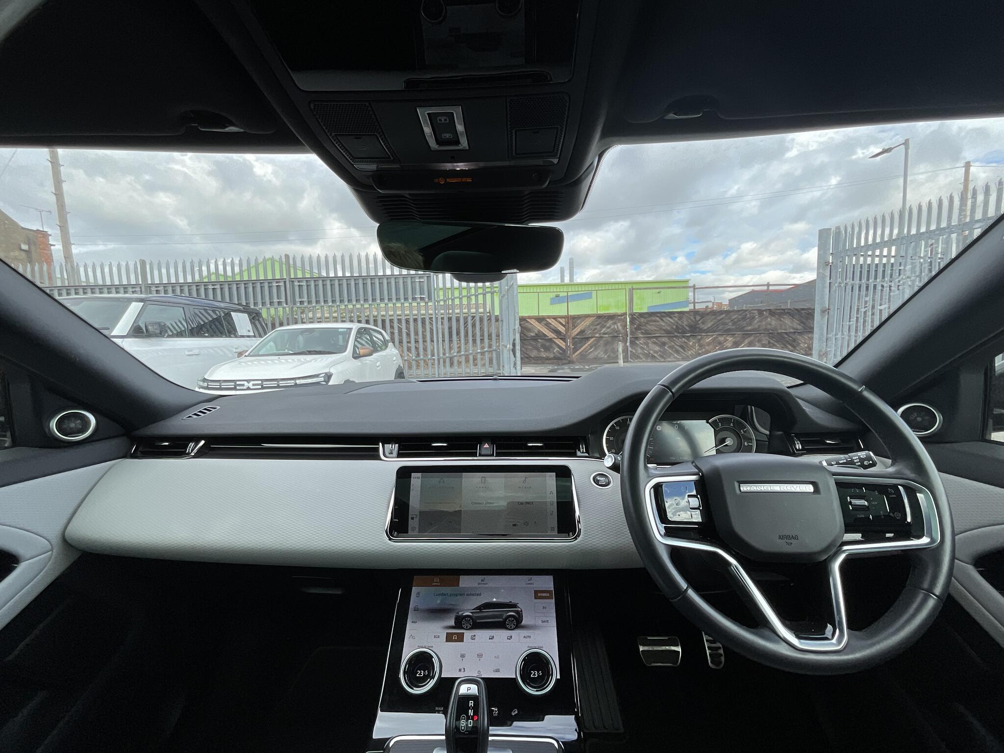 Land Rover Range Rover Evoque view 6