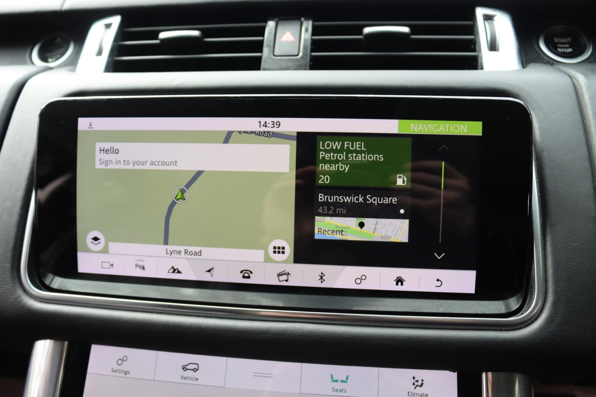 Land Rover Range Rover Sport view 32