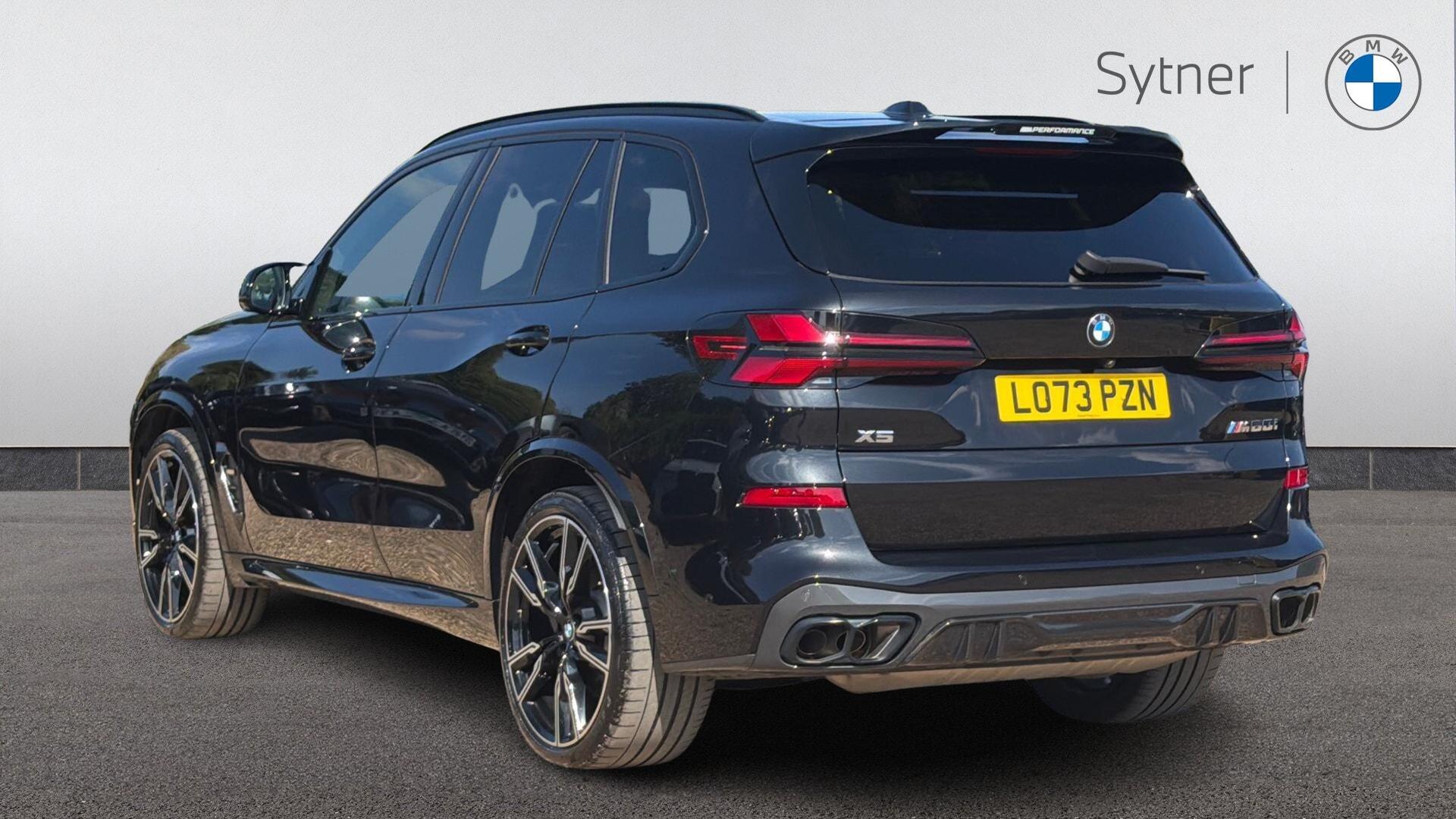 BMW X5 view 2