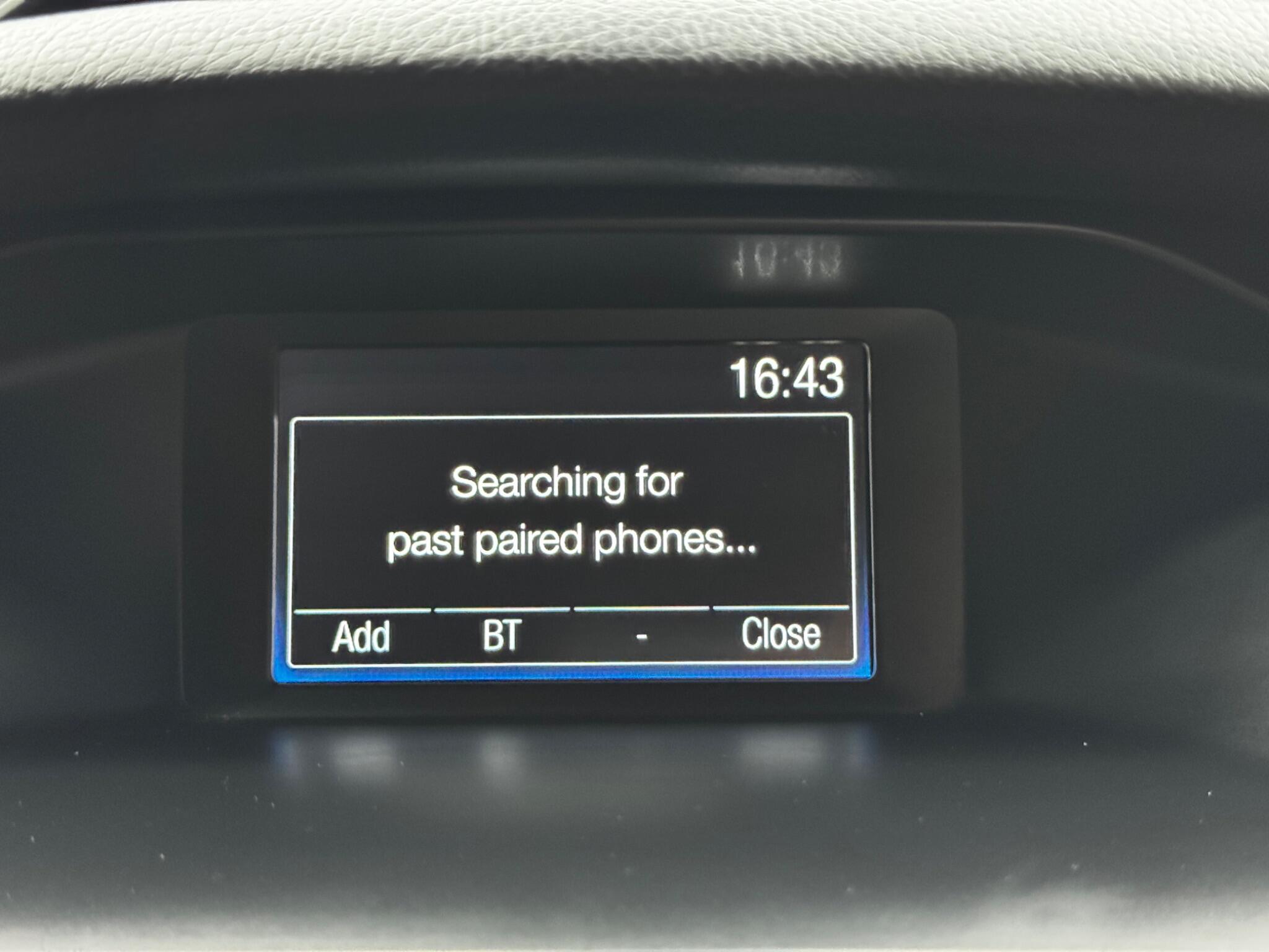 Ford Focus view 32