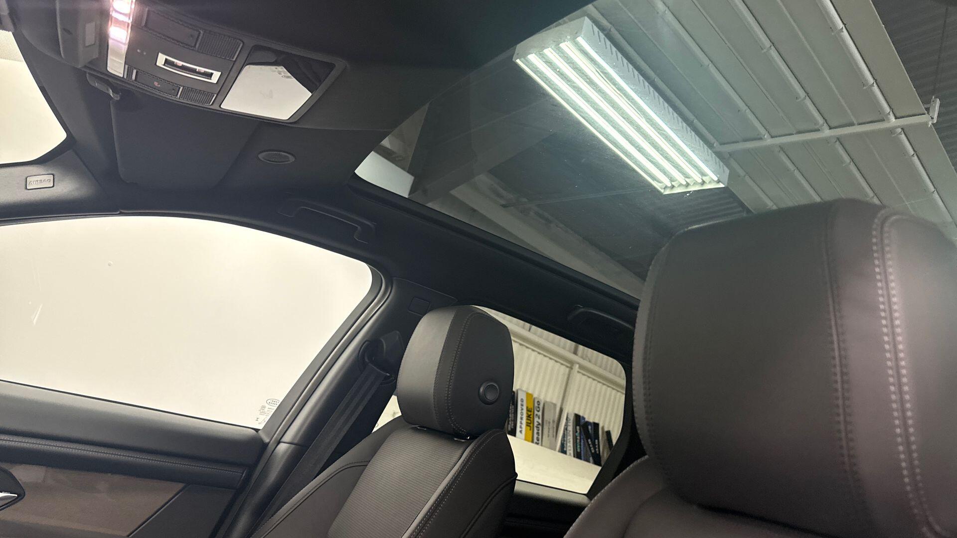 Land Rover Discovery Sport view 21
