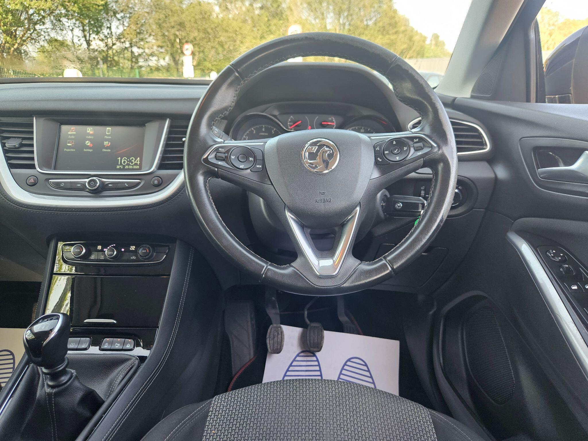 2019 Vauxhall Grandland X image 21