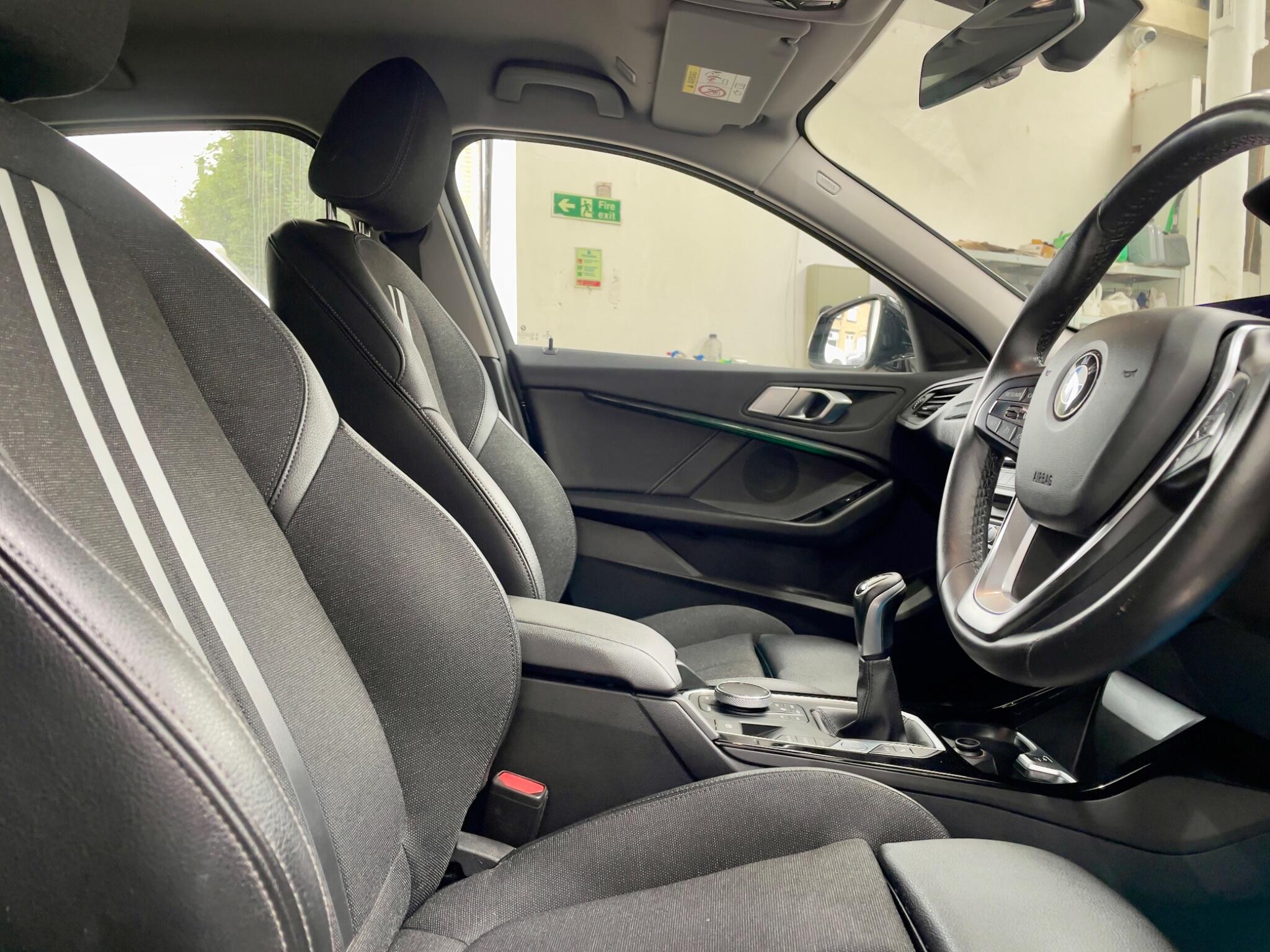 BMW 1 Series view 37