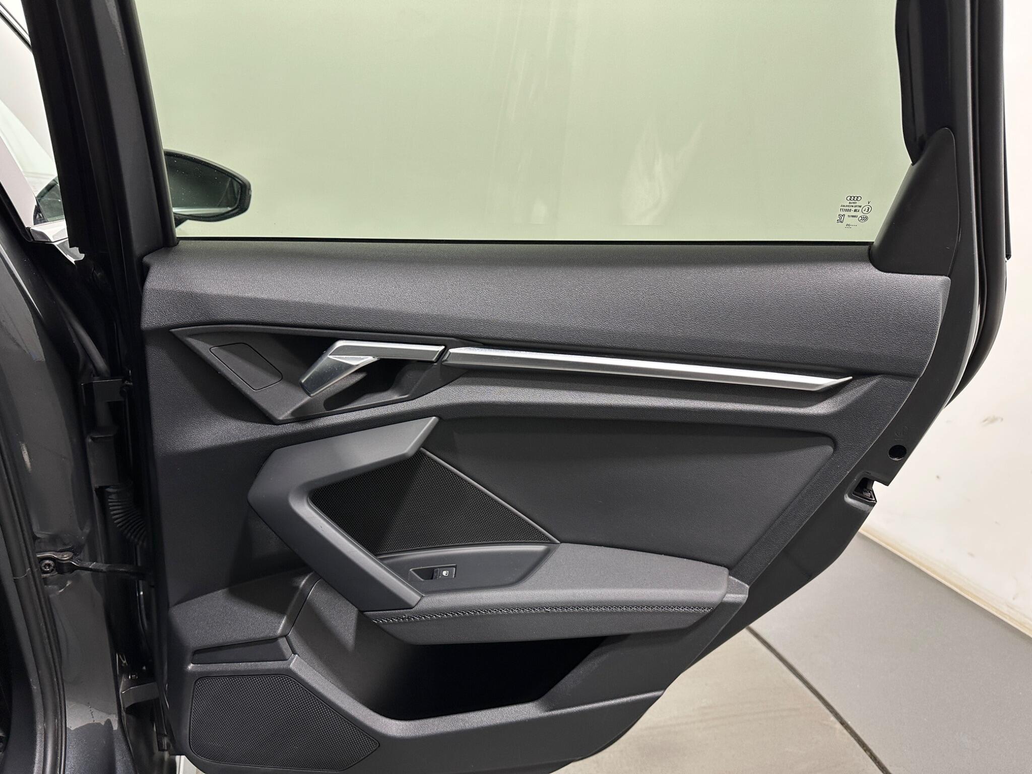 Audi A3 view 40