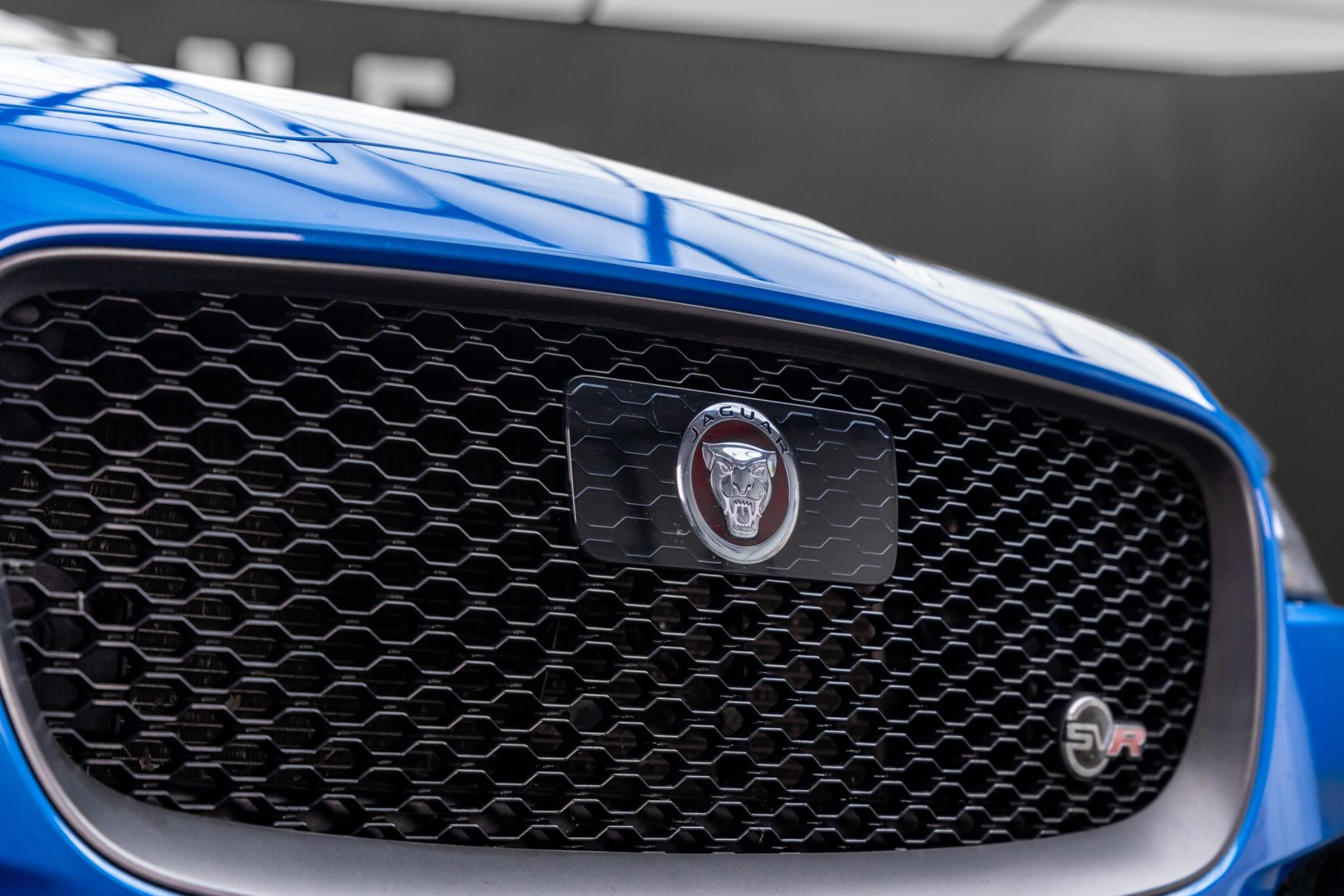 Jaguar F-Pace view 40