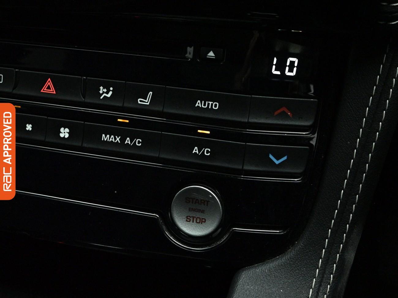 Jaguar F-Pace view 14