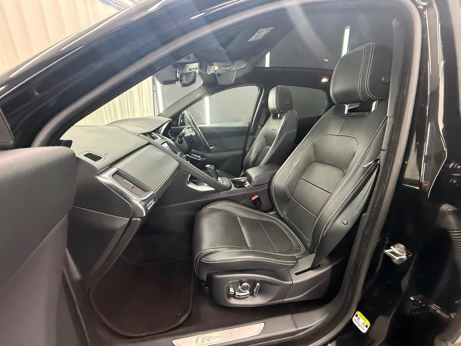Jaguar E-Pace view 28