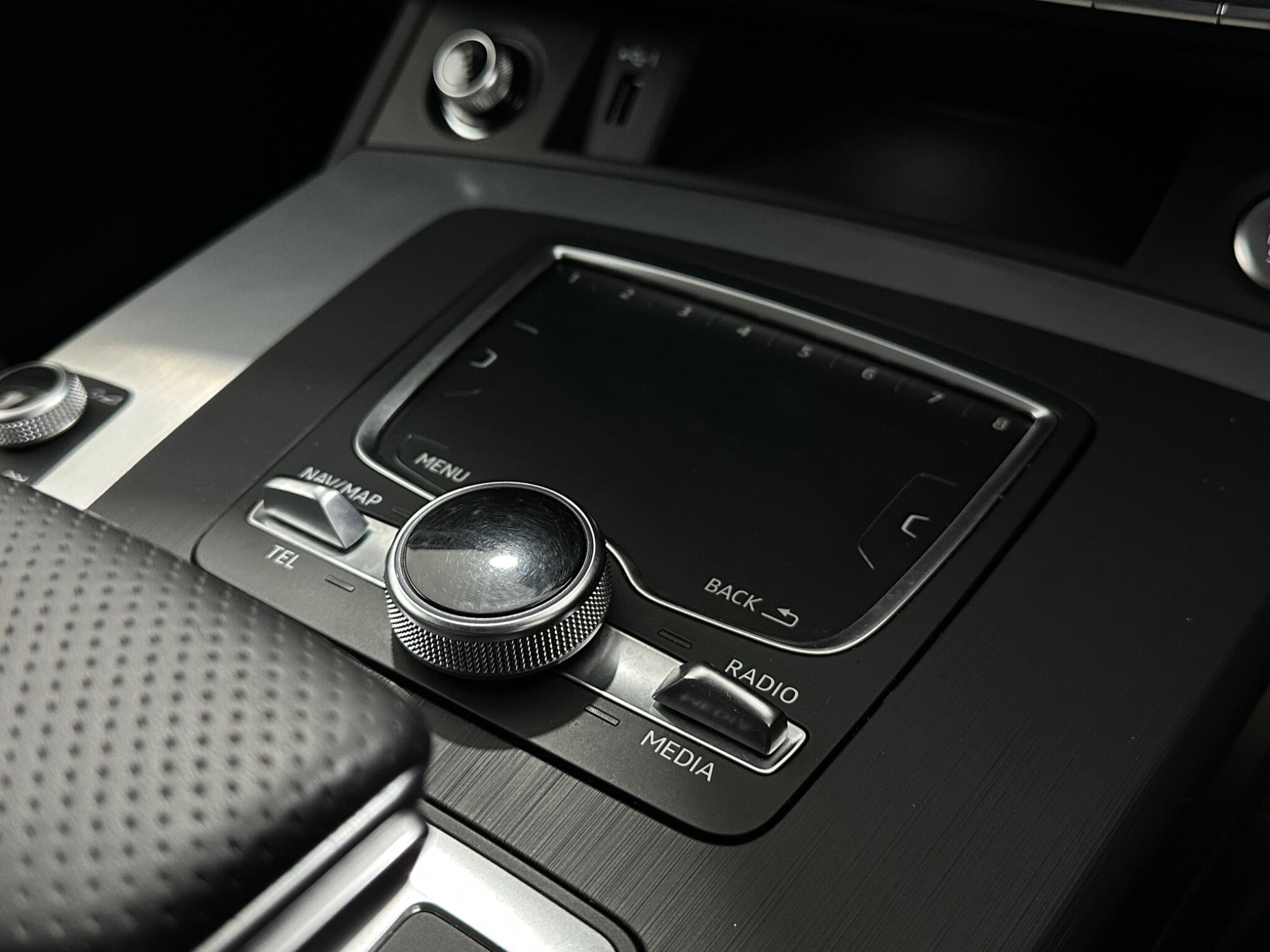 Audi Audi Q5 view 21